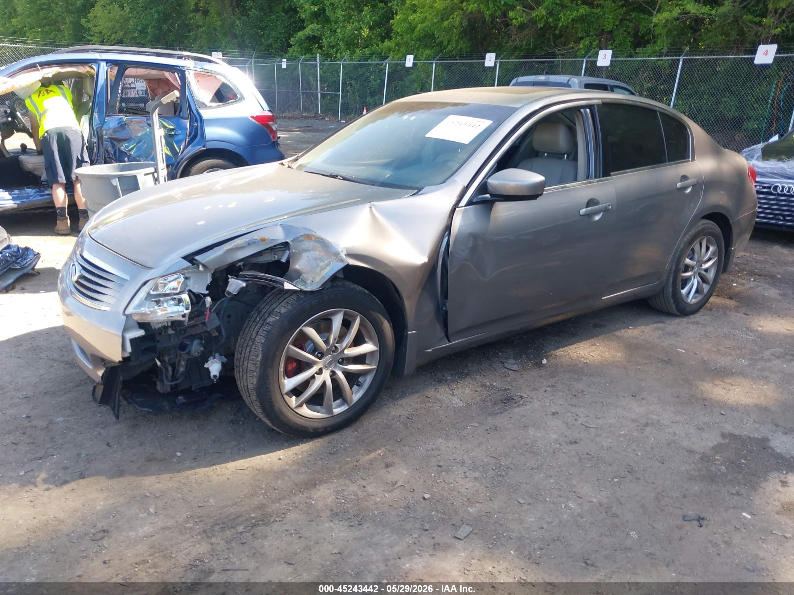 2009 Infiniti G37x   Серый vin: JNKCV61F09M356084
