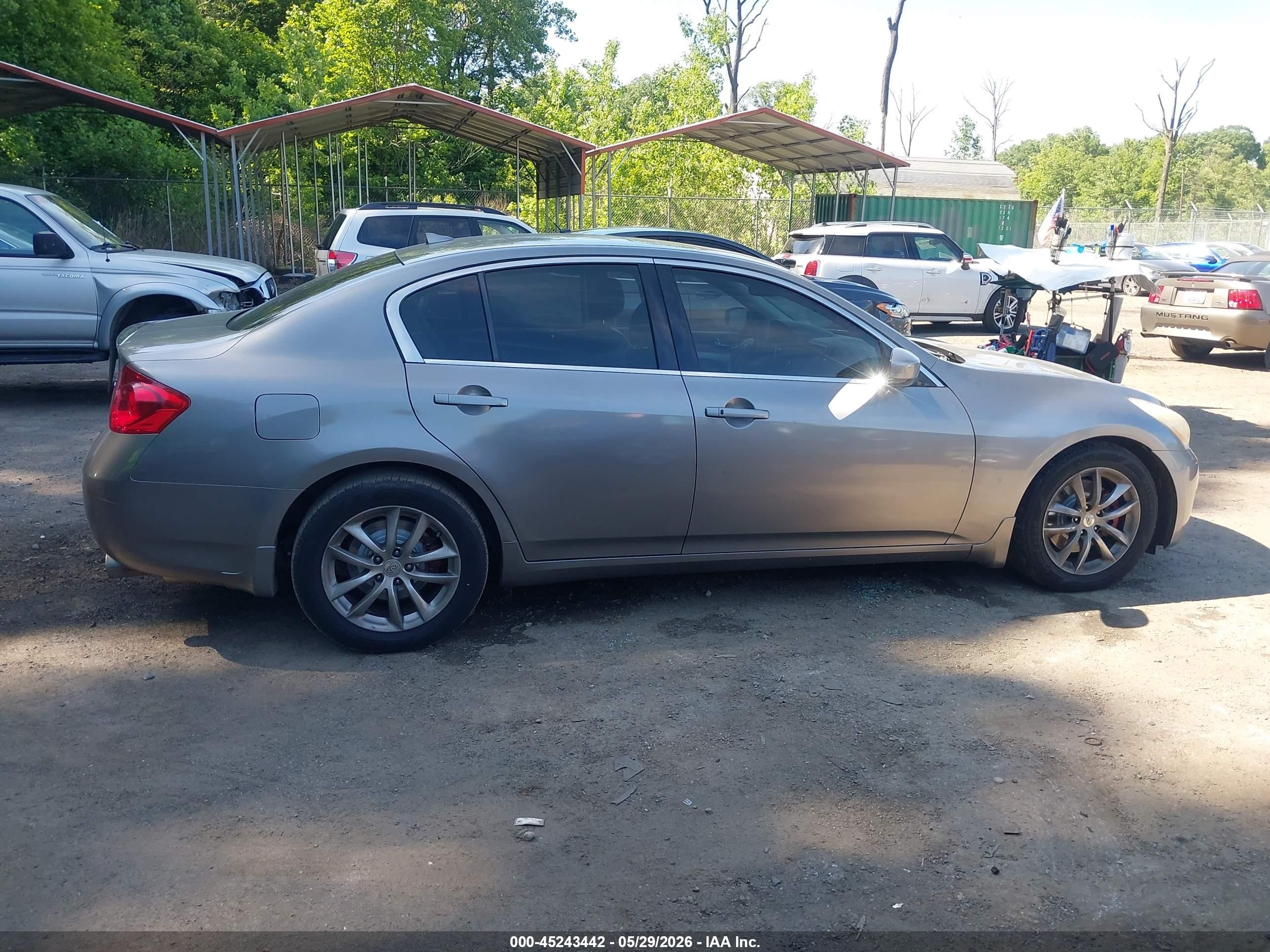 2009 Infiniti G37x   Серый vin: JNKCV61F09M356084