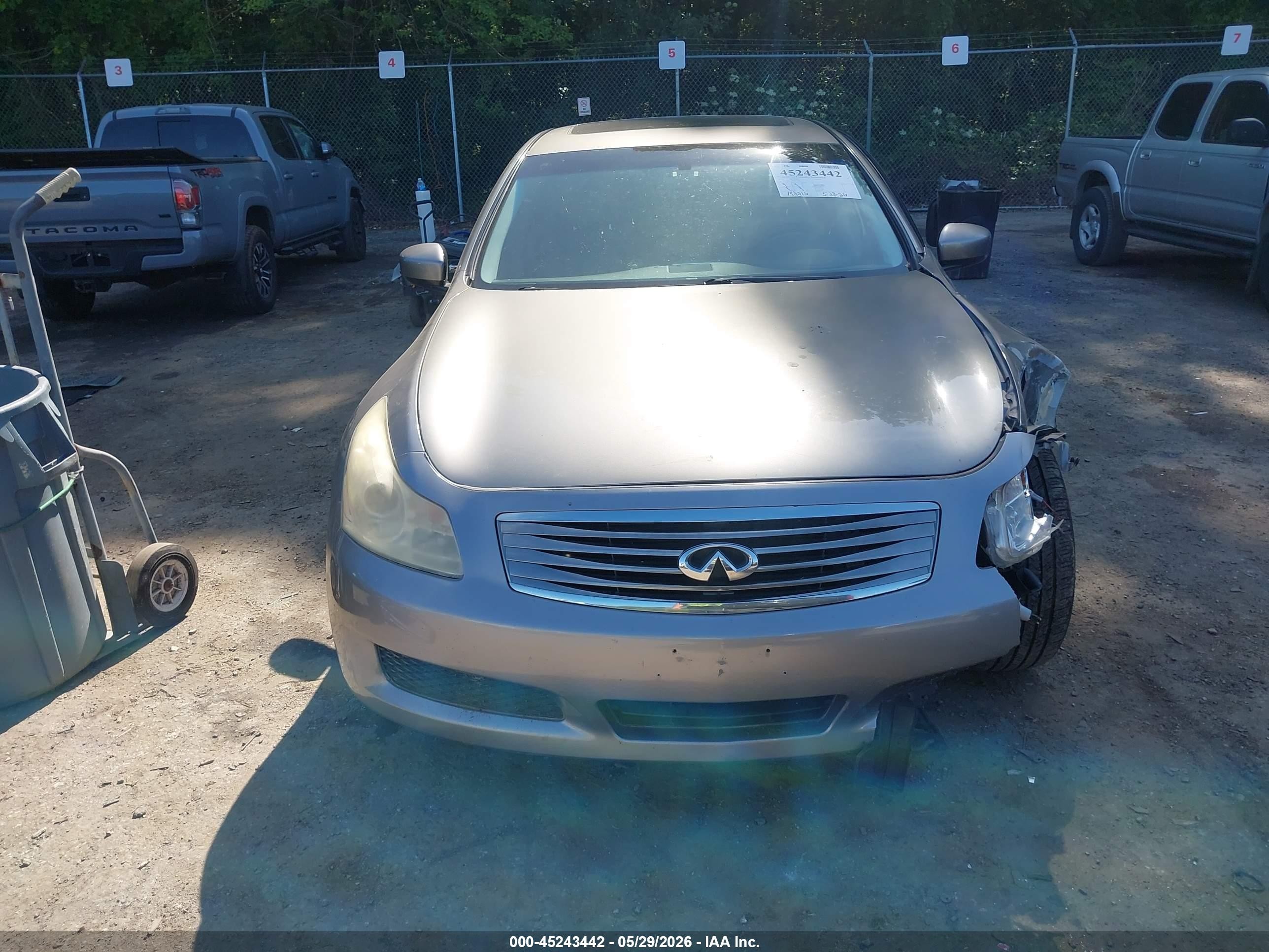 2009 Infiniti G37x   Серый vin: JNKCV61F09M356084