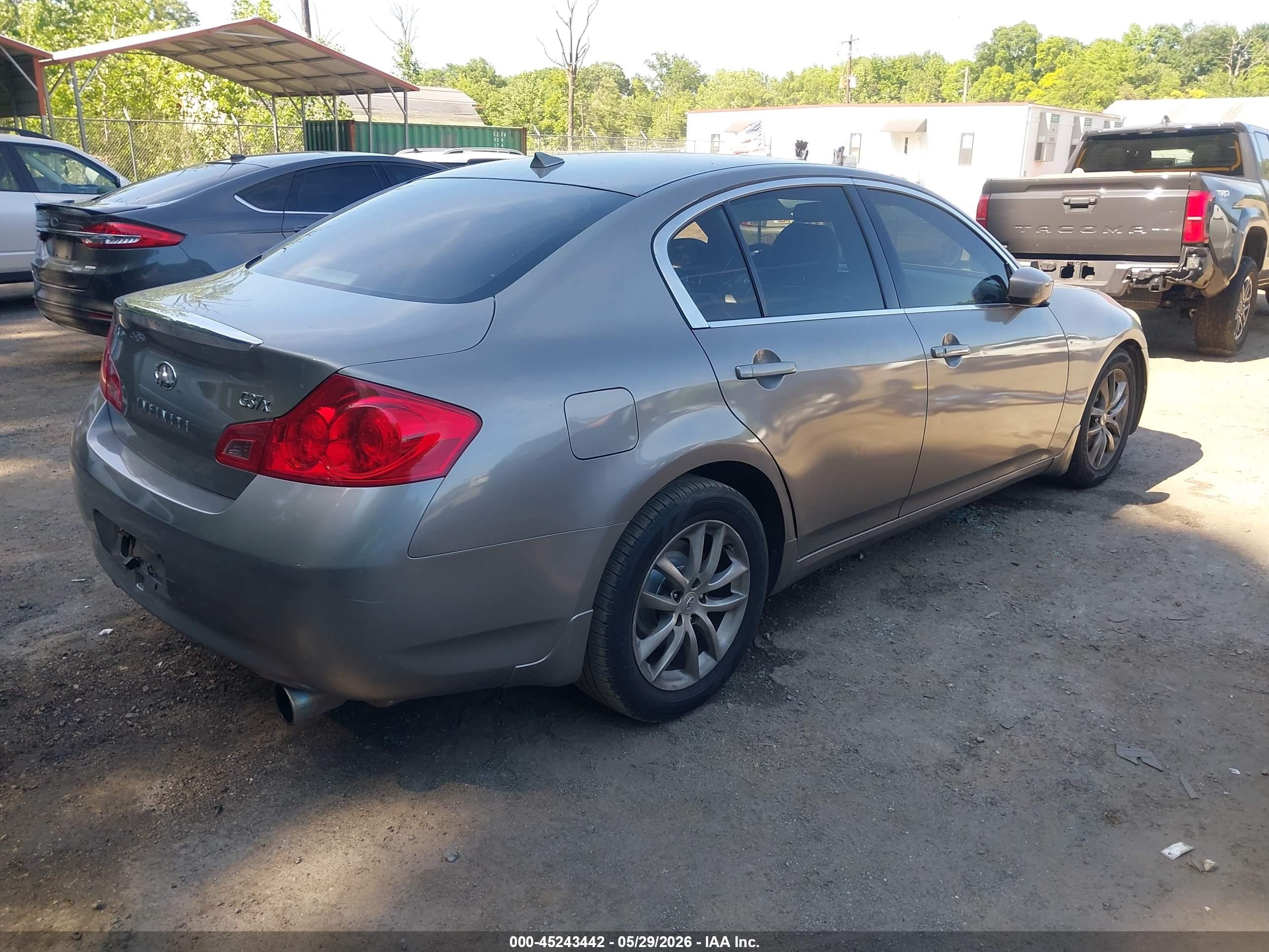 2009 Infiniti G37x   Серый vin: JNKCV61F09M356084