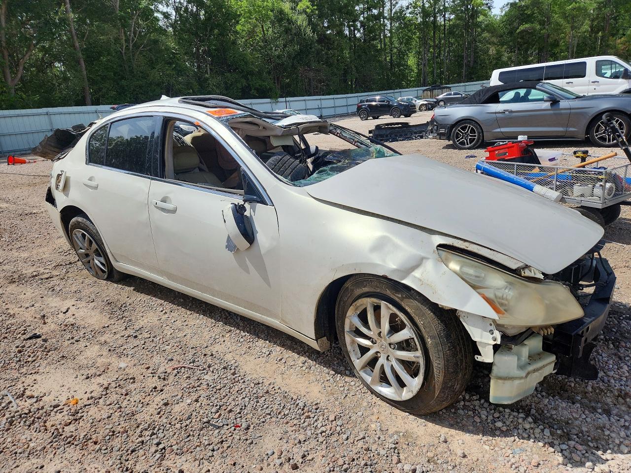 2009 Infiniti G37 Sedan X White vin: JNKCV61F09M362452