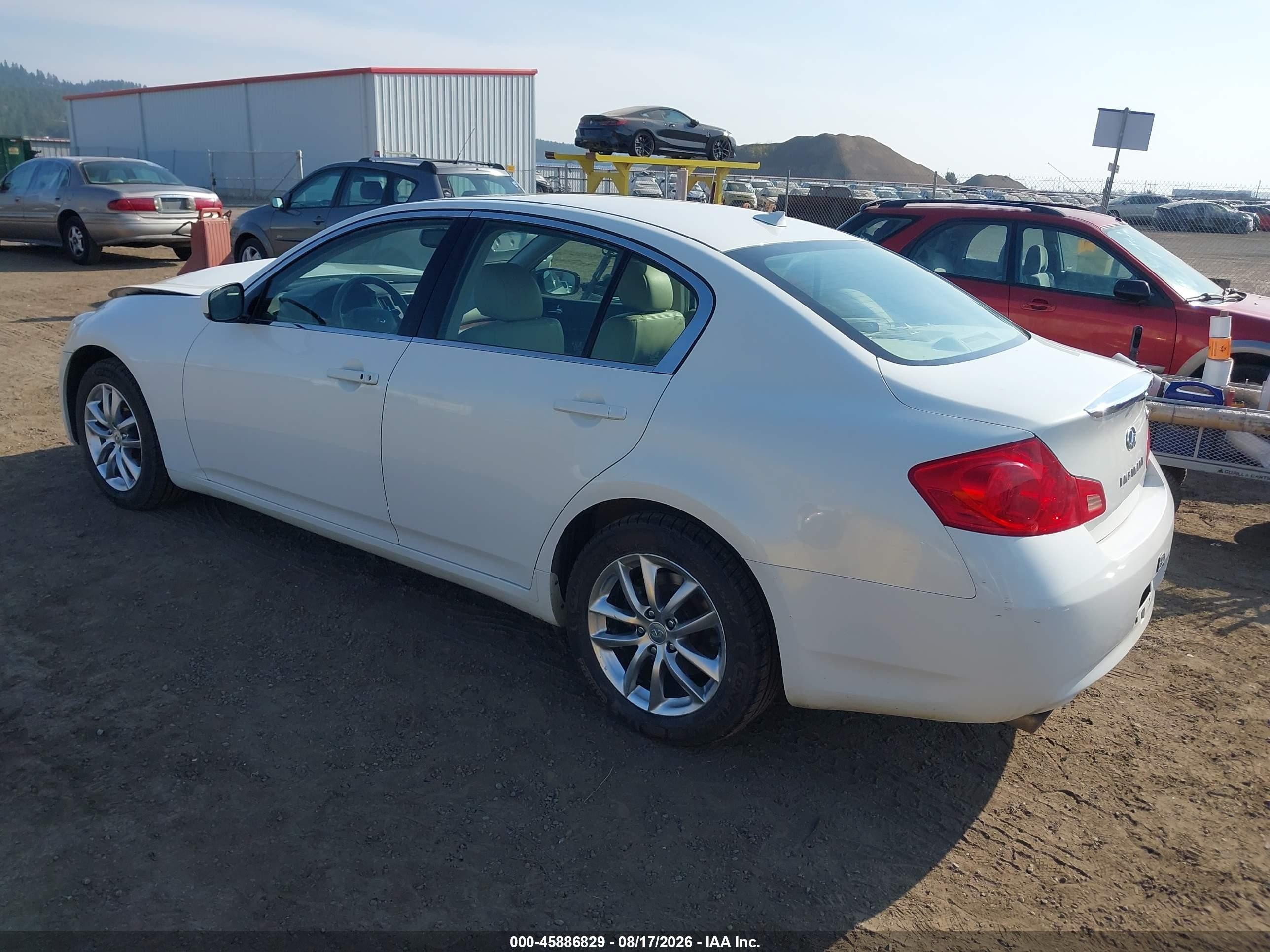 2009 Infiniti G37x   White vin: JNKCV61F09M362631
