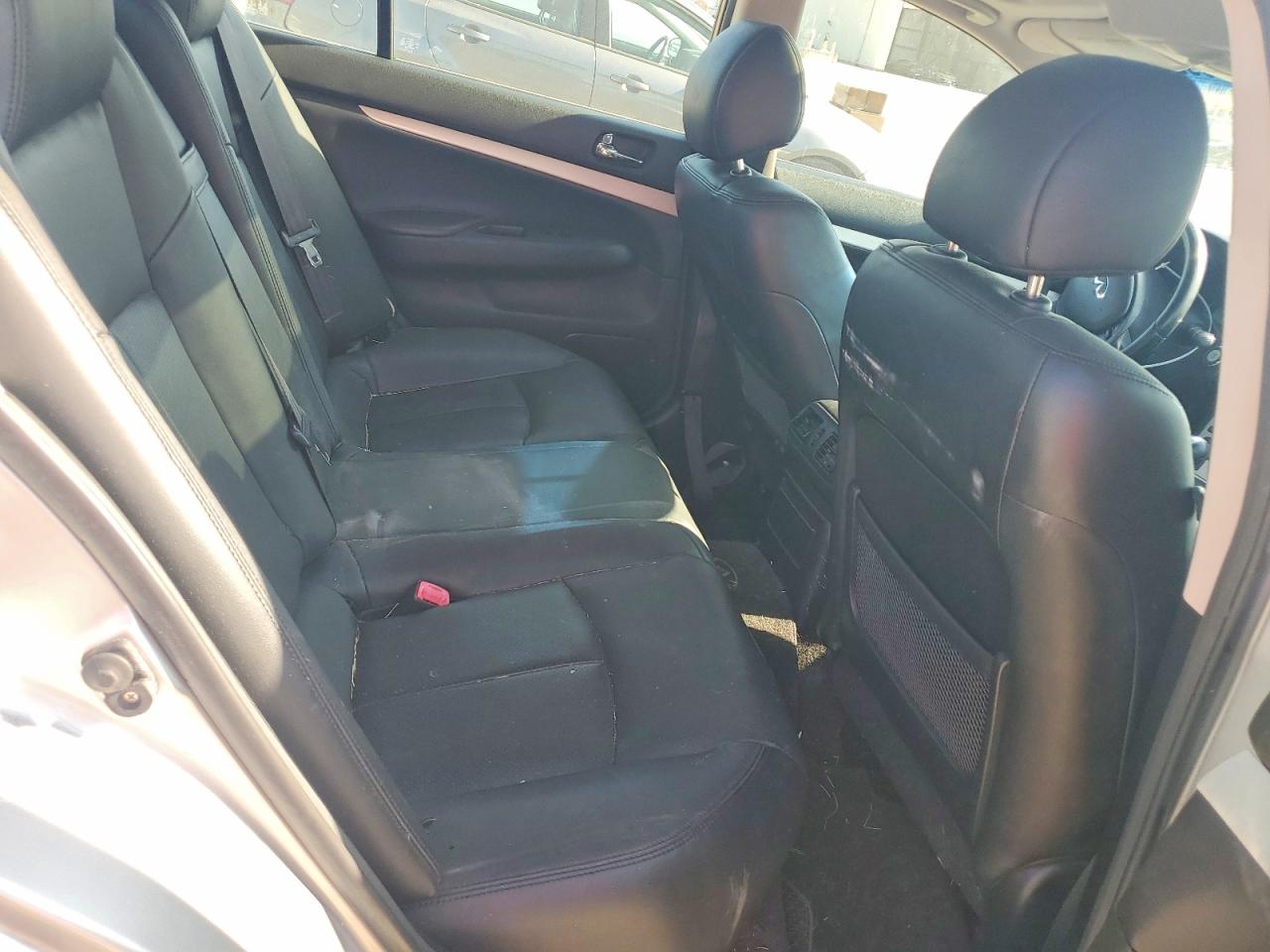 2009 Infiniti G37 Sedan X Silver vin: JNKCV61F09M364279