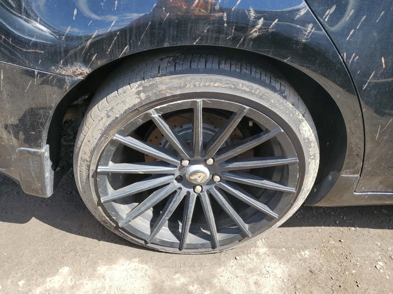 2009 Infiniti G37 Sedan X Black vin: JNKCV61F19M053265 Damage: Right Rear Wheel, Curb Rash, > 12 Inches