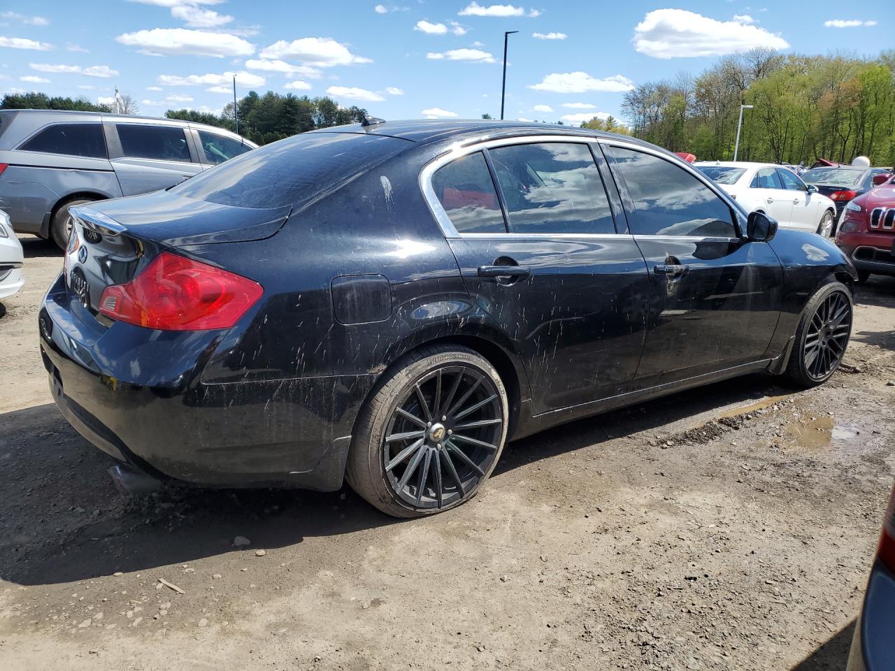 2009 Infiniti G37 Sedan X Black vin: JNKCV61F19M053265 Damage: Right Qtr Panel, Rust, > 12 Inches