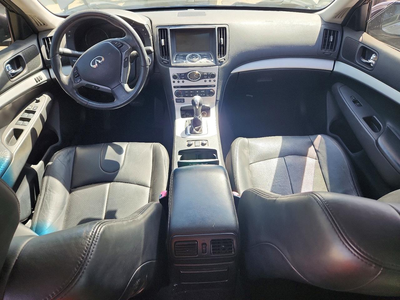 2009 Infiniti G37 Sedan X Beige vin: JNKCV61F29M361870