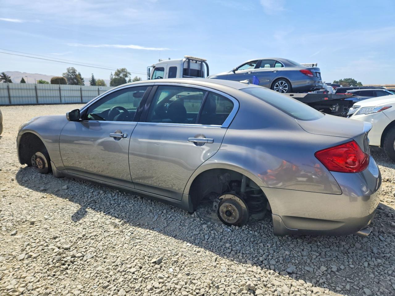 2009 Infiniti G37 Sedan X Beige vin: JNKCV61F29M361870