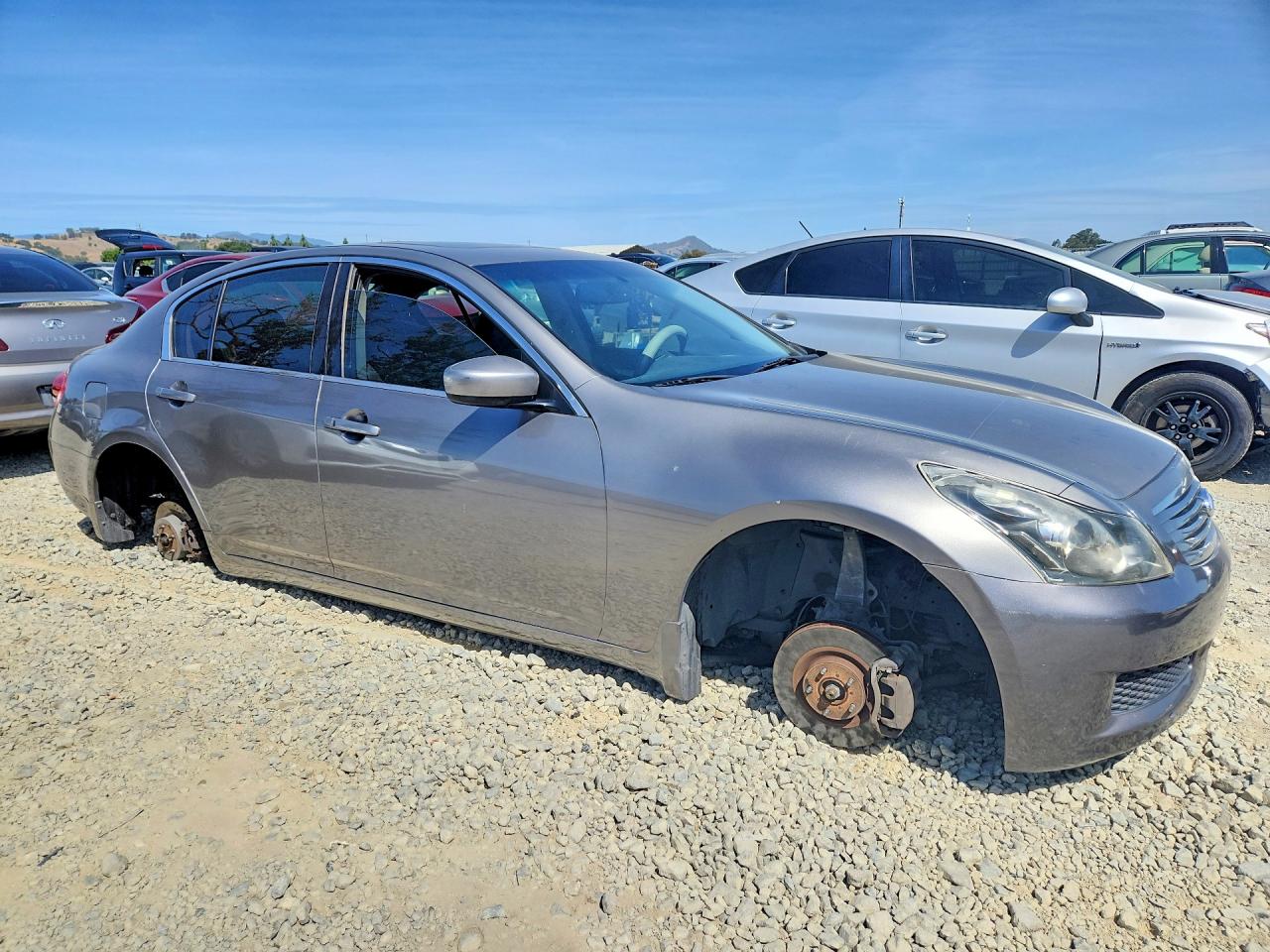 2009 Infiniti G37 Sedan X Beige vin: JNKCV61F29M361870