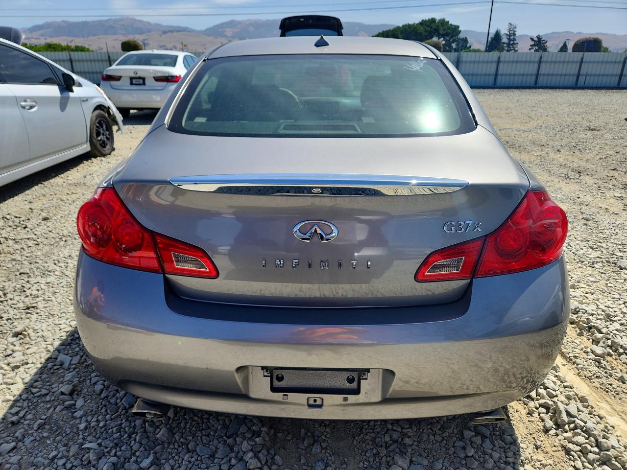 2009 Infiniti G37 Sedan X Beige vin: JNKCV61F29M361870
