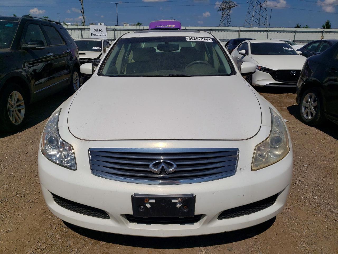 2009 Infiniti G37 Sedan X White vin: JNKCV61F39M054319