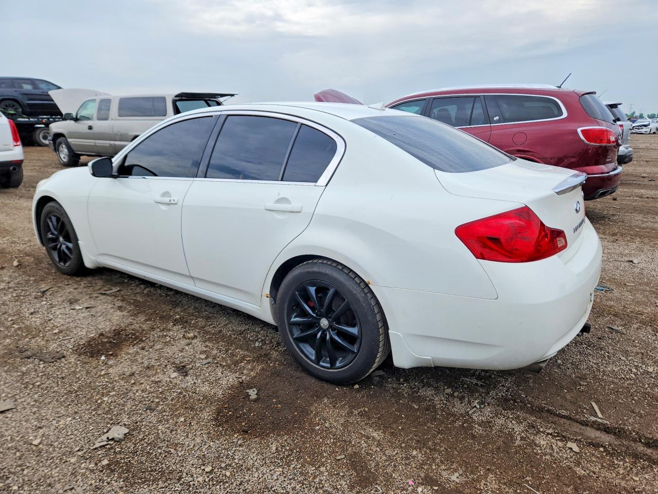 2009 Infiniti G37 Sedan X White vin: JNKCV61F39M351865