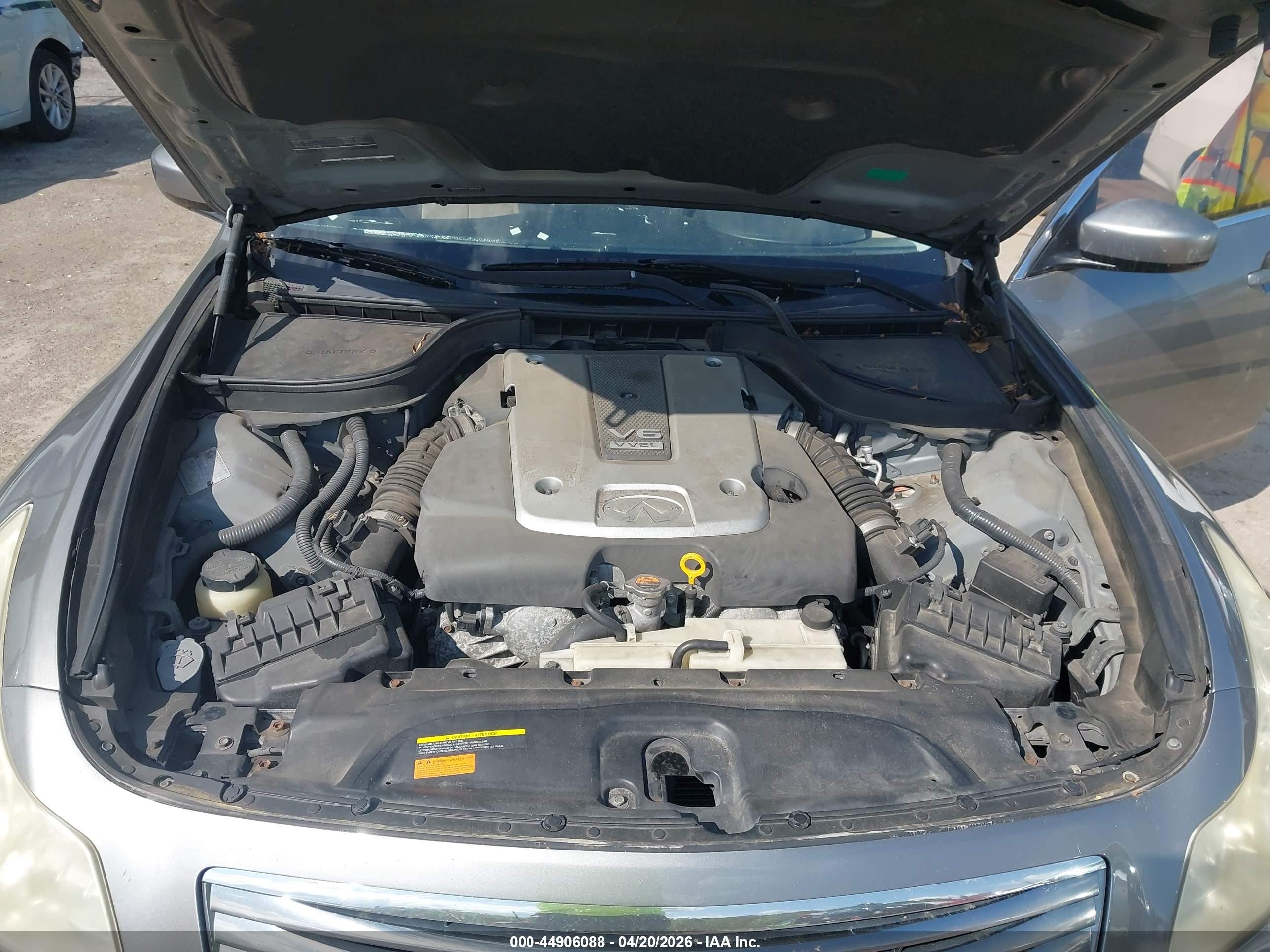 2009 Infiniti G37x   Silver vin: JNKCV61F39M363224