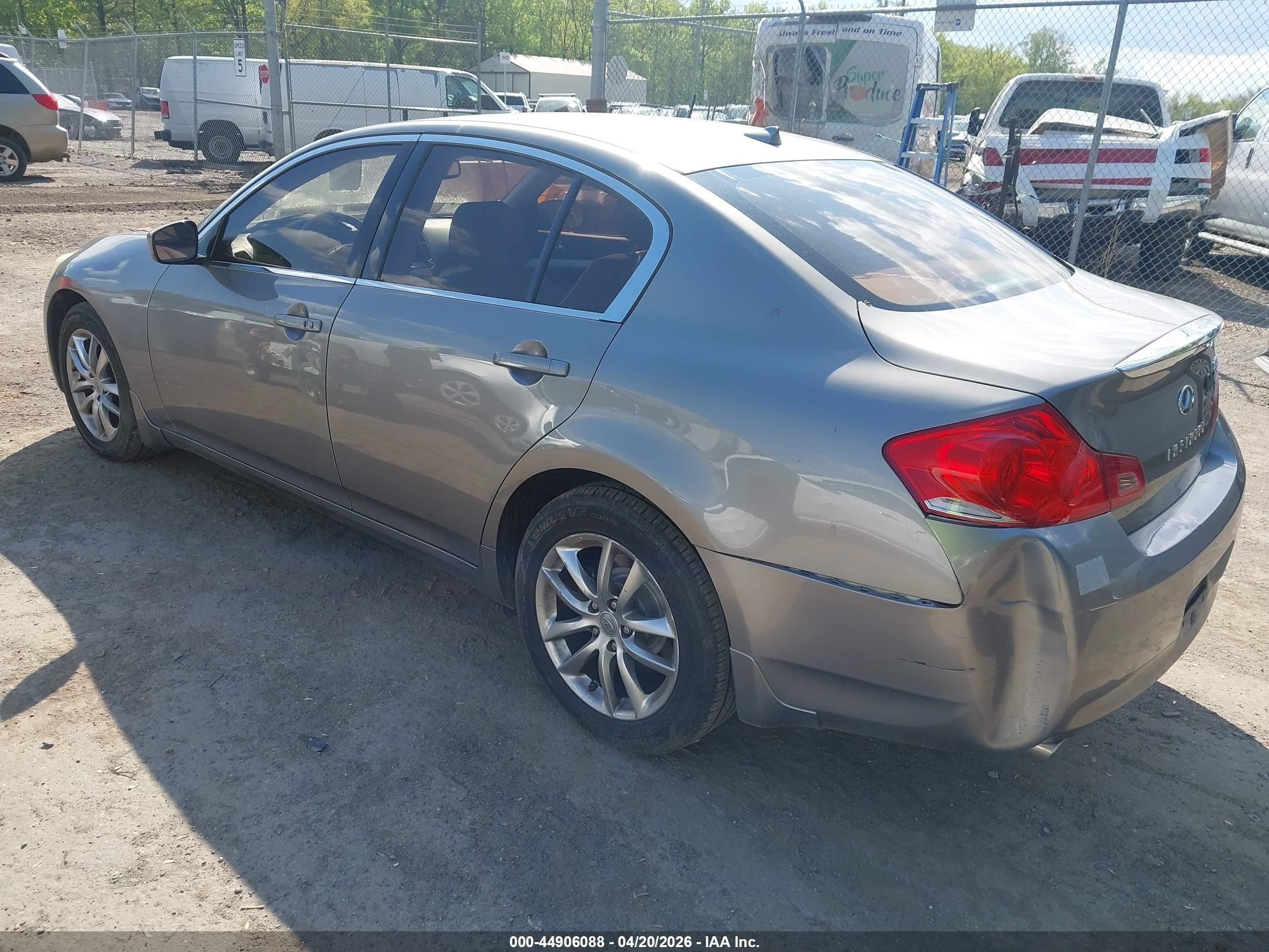 2009 Infiniti G37x   Silver vin: JNKCV61F39M363224