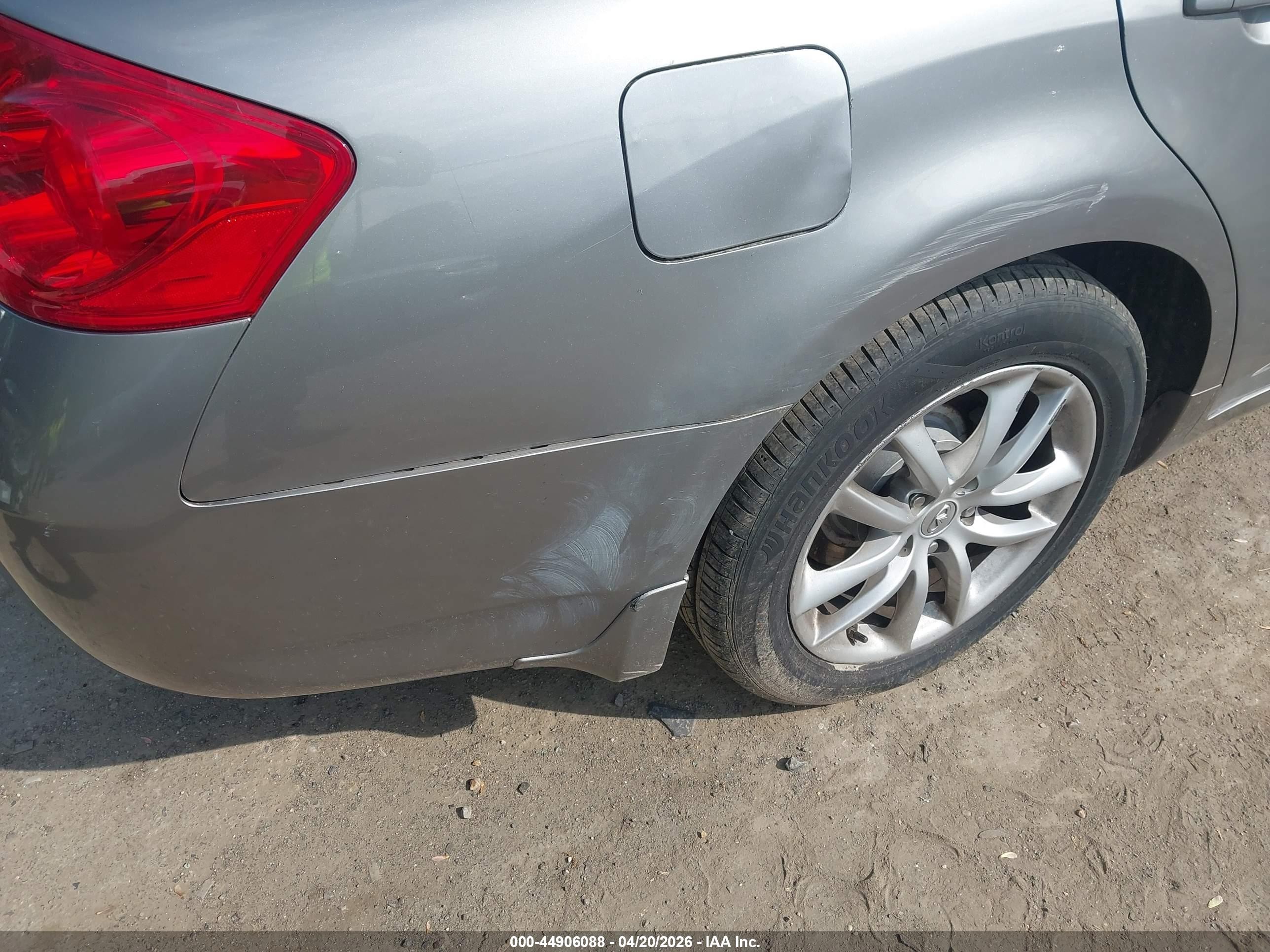 2009 Infiniti G37x   Silver vin: JNKCV61F39M363224
