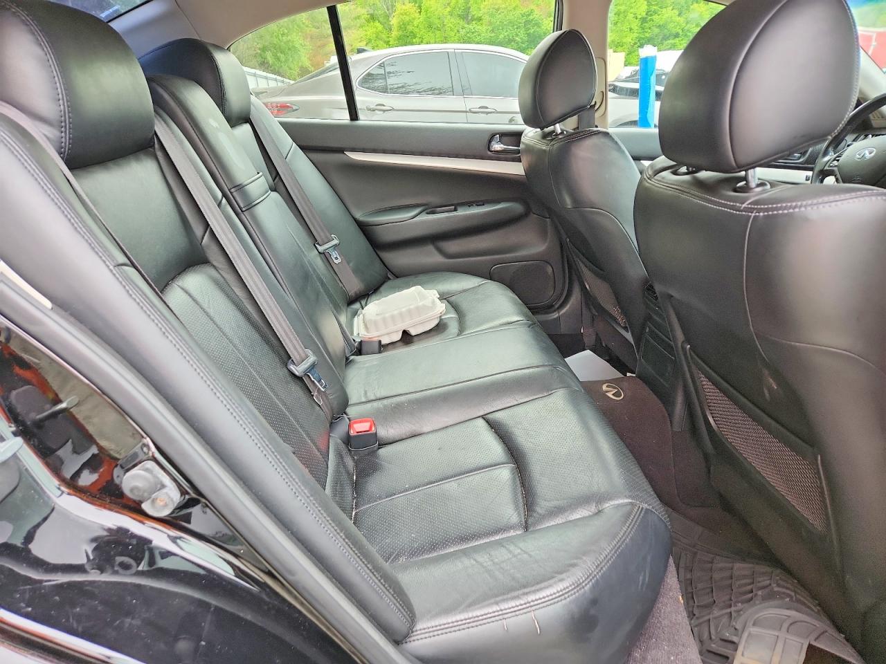 2009 Infiniti G37 Sedan X Black vin: JNKCV61F49M356248