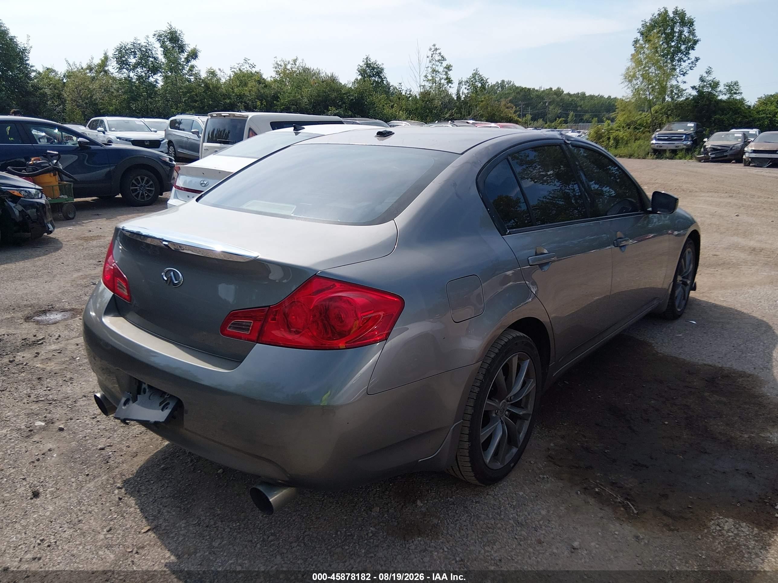 2009 Infiniti G37x   Серый vin: JNKCV61F49M360638