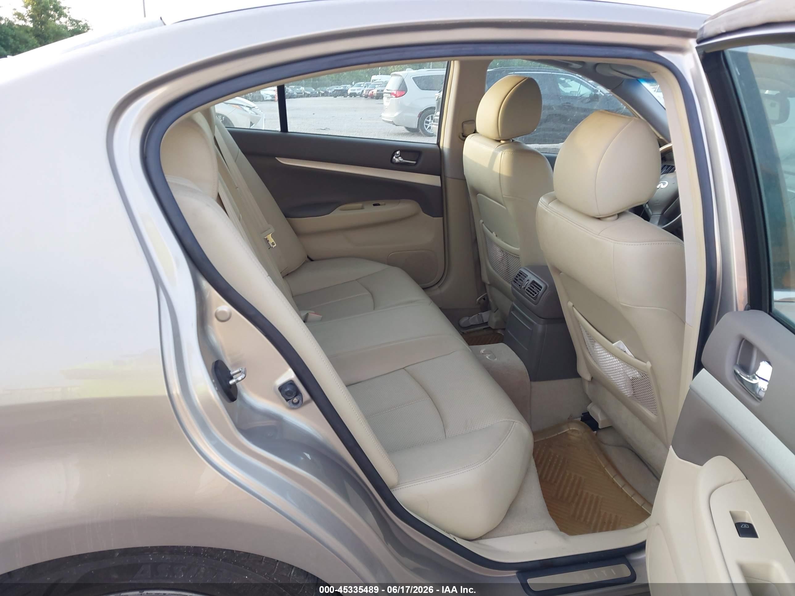 2009 Infiniti G37x   Gold vin: JNKCV61F59M357795