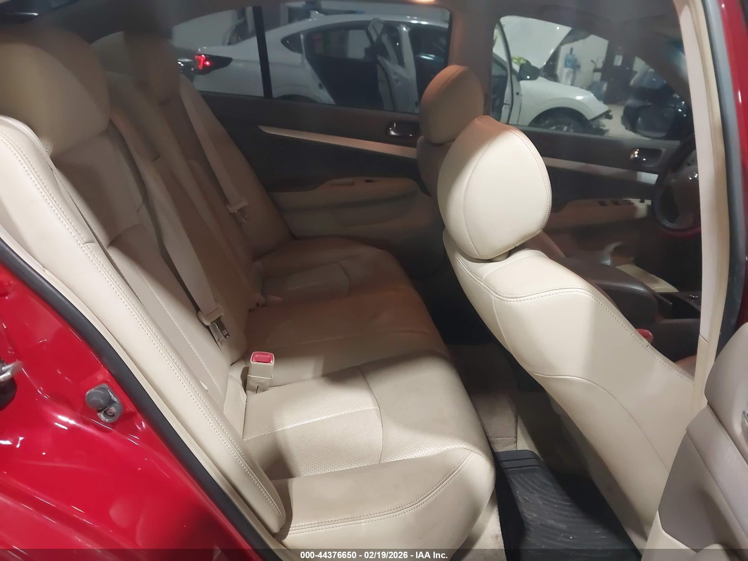 2009 Infiniti G37x   Red vin: JNKCV61F59M358350