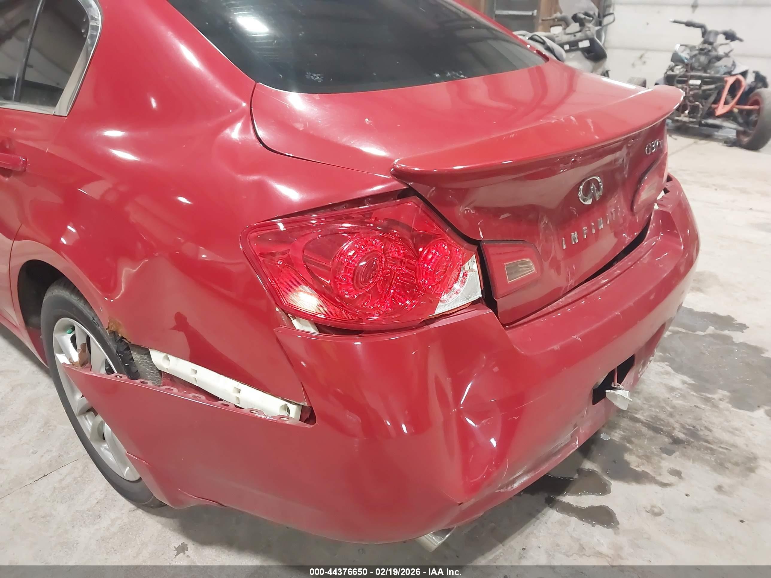 2009 Infiniti G37x   Red vin: JNKCV61F59M358350
