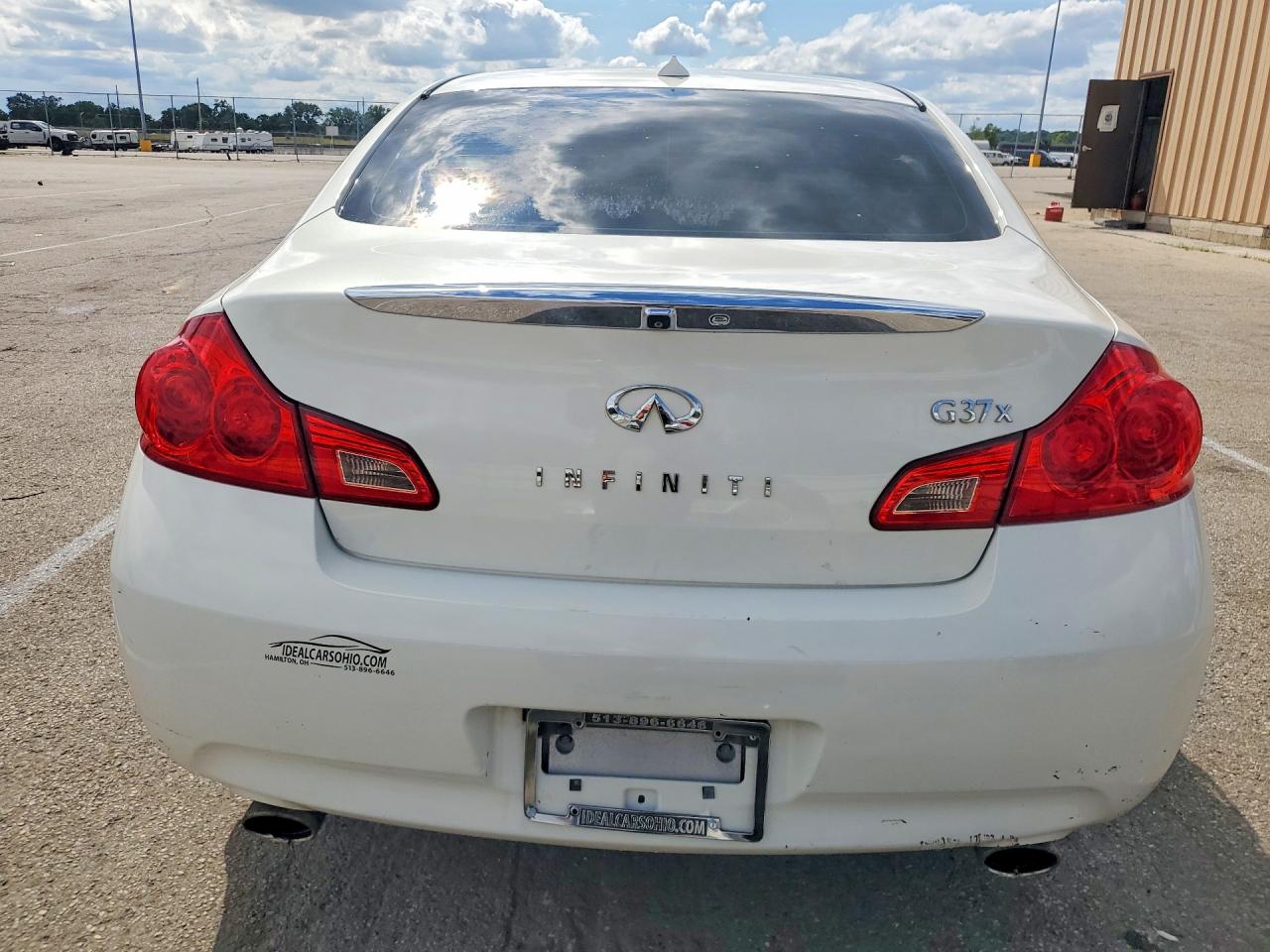 2009 Infiniti G37 Sedan X Белый vin: JNKCV61F79M356020