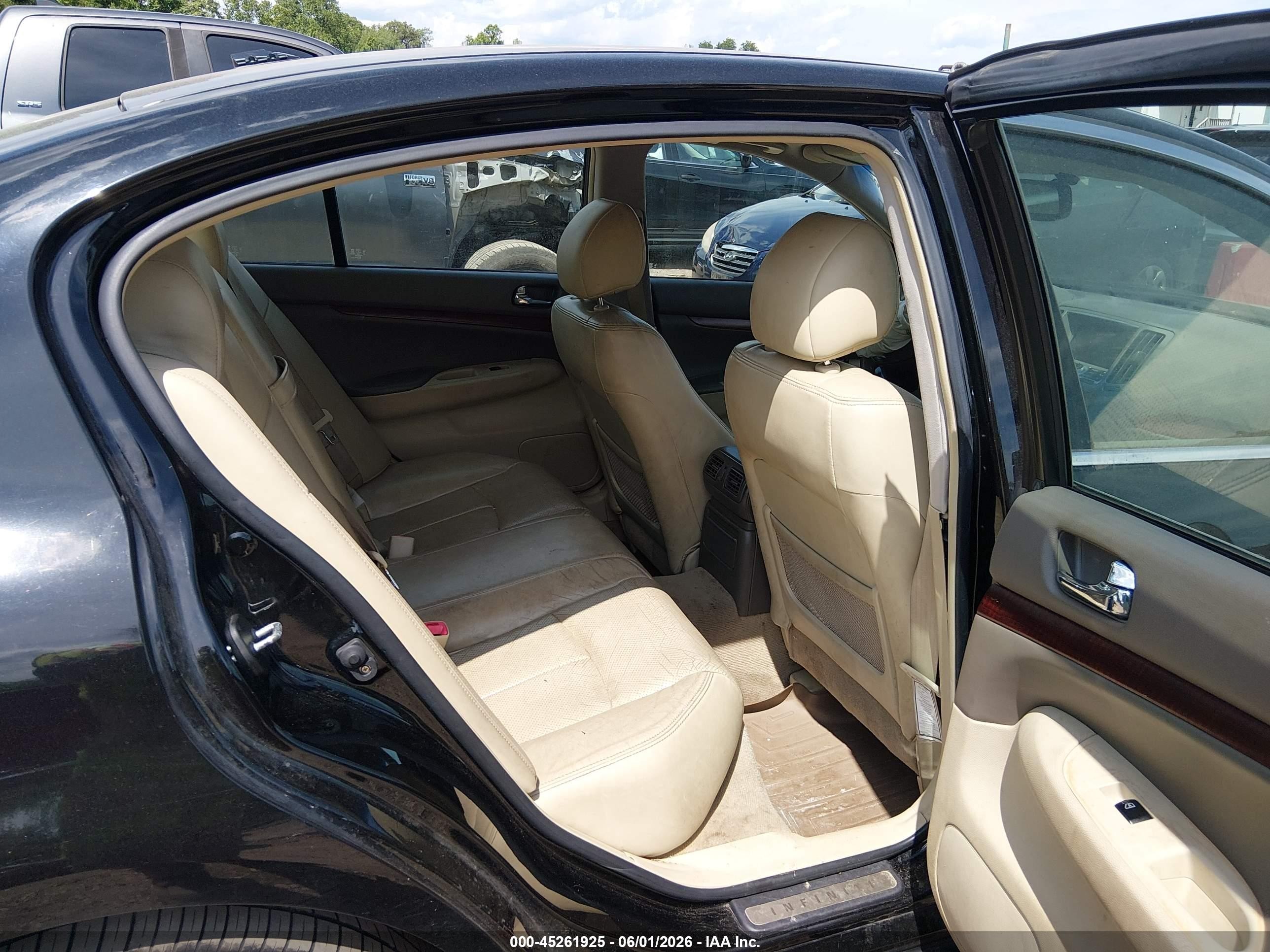2009 Infiniti G37x   Black vin: JNKCV61F79M358172