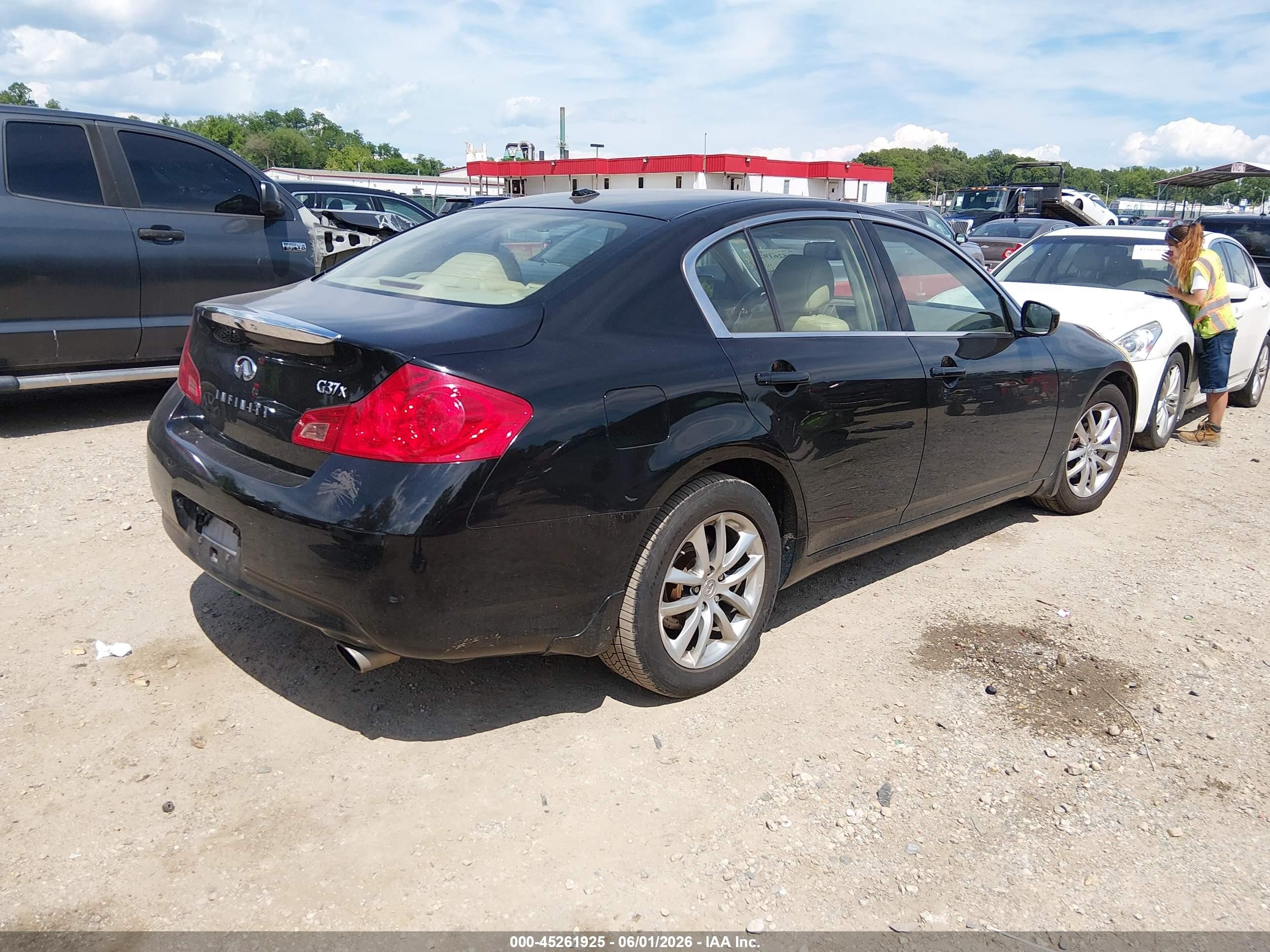 2009 Infiniti G37x   Black vin: JNKCV61F79M358172