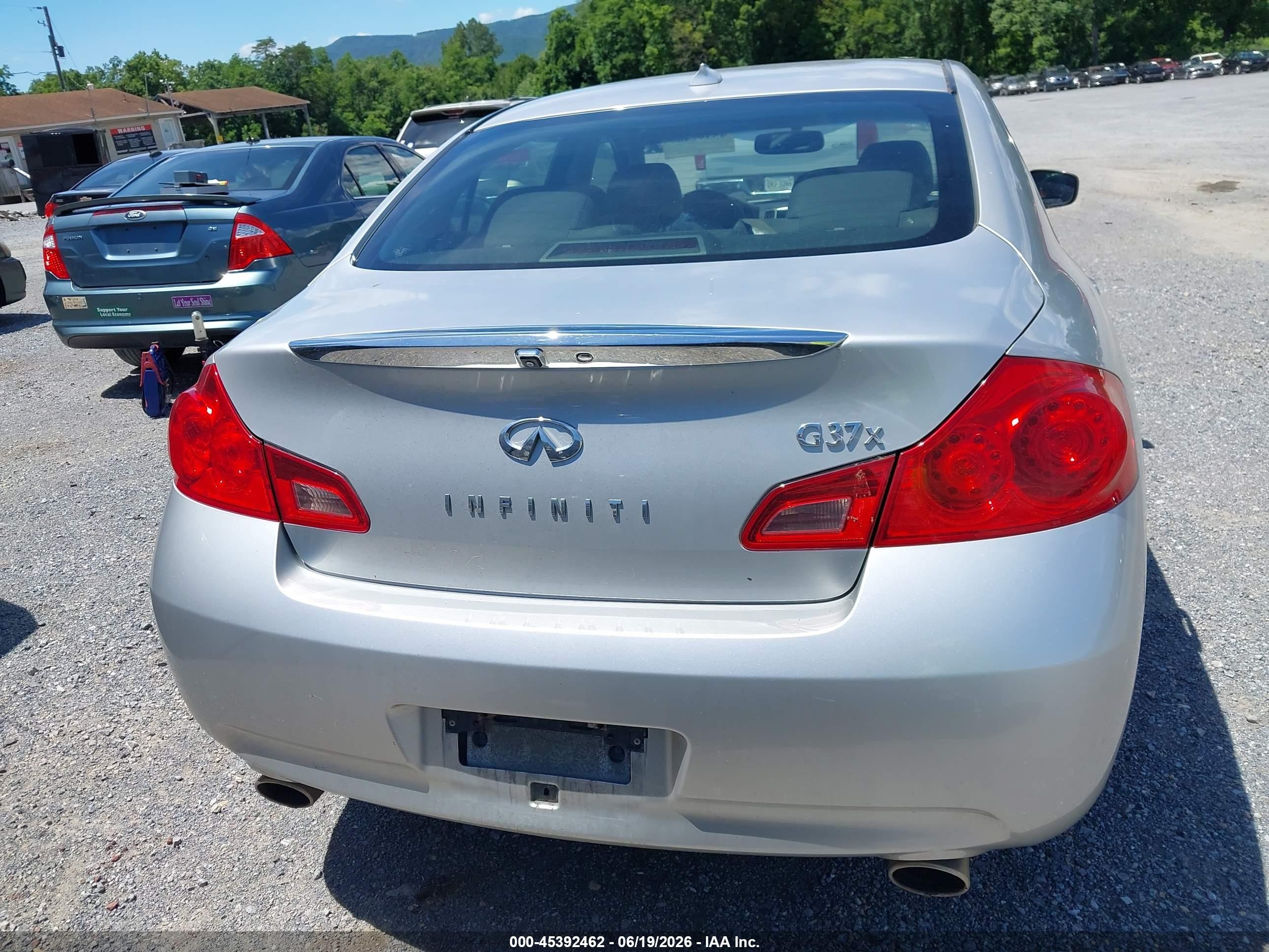 2009 Infiniti G37x   Серебряный vin: JNKCV61F79M360763