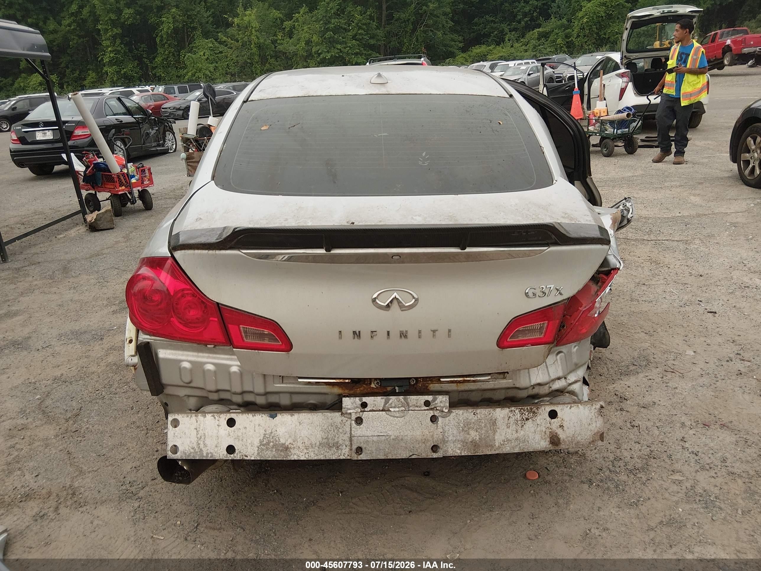 2009 Infiniti G37x   Серебряный vin: JNKCV61F79M364876