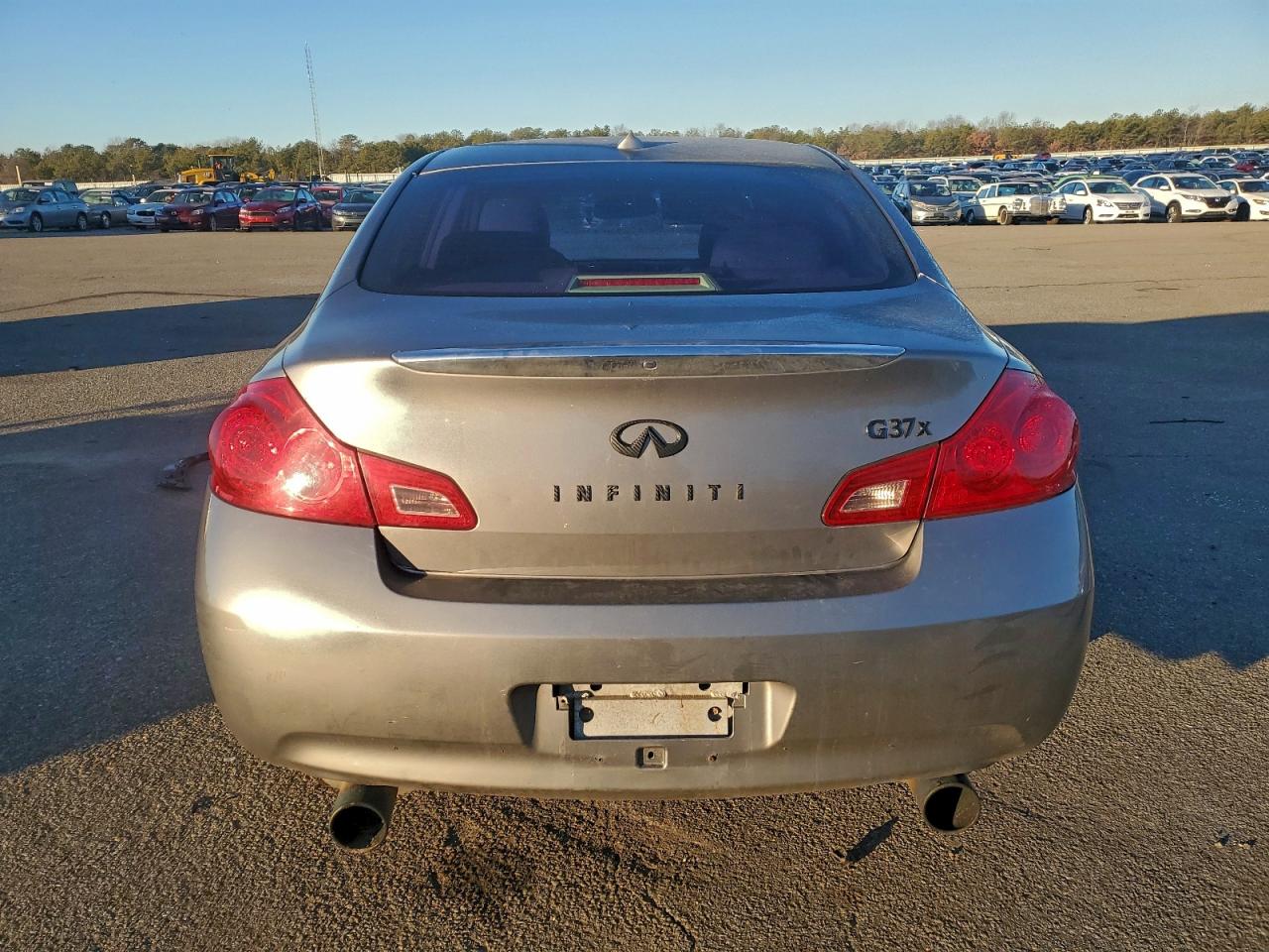 2009 Infiniti G37 Silver vin: JNKCV61F89M051397