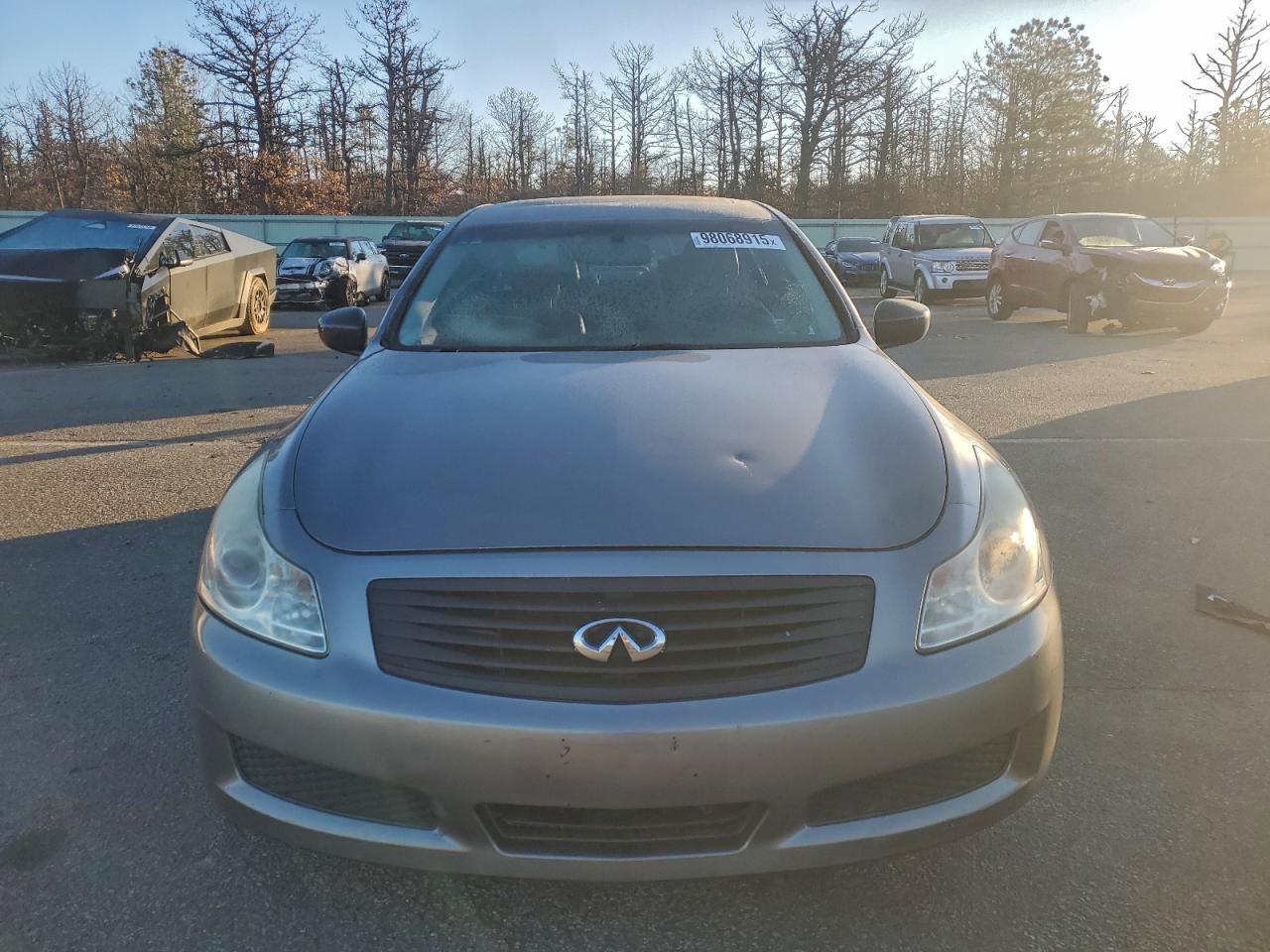 2009 Infiniti G37 Silver vin: JNKCV61F89M051397
