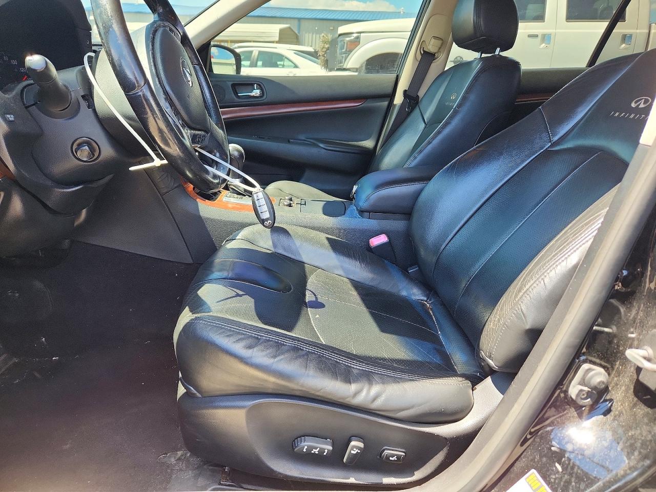 2009 Infiniti G37 Sedan X Black vin: JNKCV61F89M353126