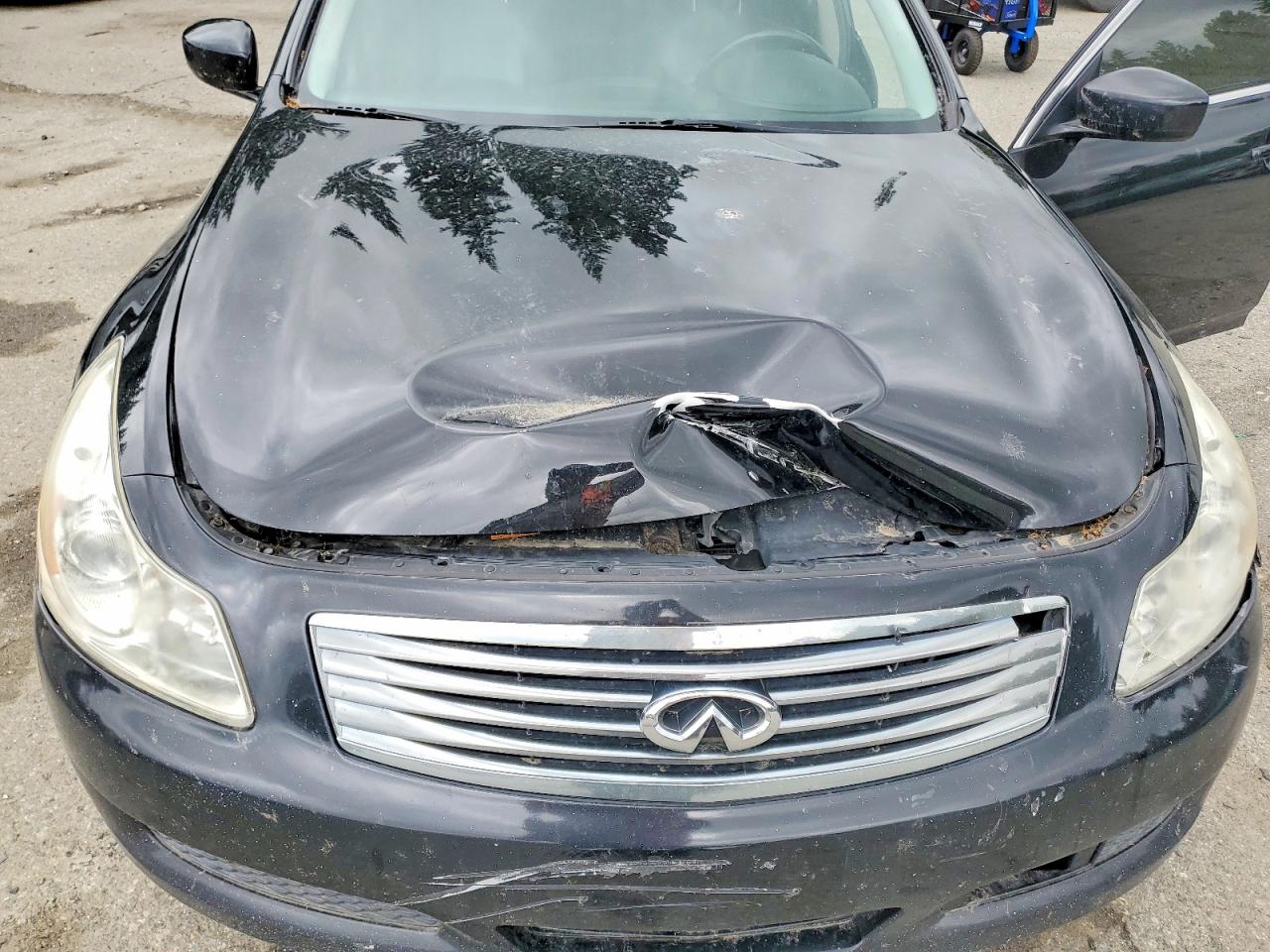 2009 Infiniti G37 Sedan X Black vin: JNKCV61F89M363879