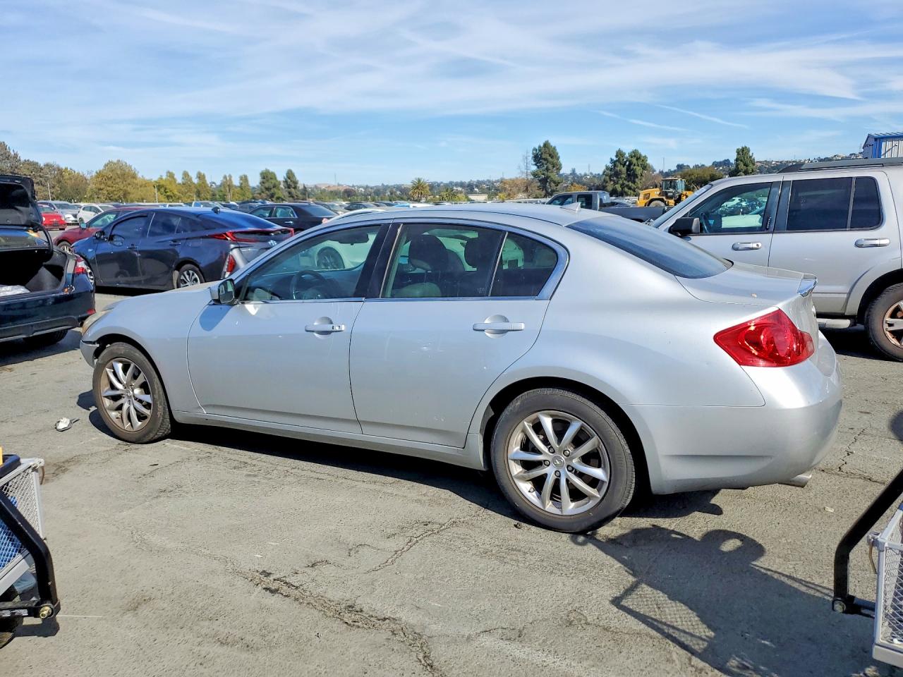 2009 Infiniti G37 Sedan X Silver vin: JNKCV61F99M050856