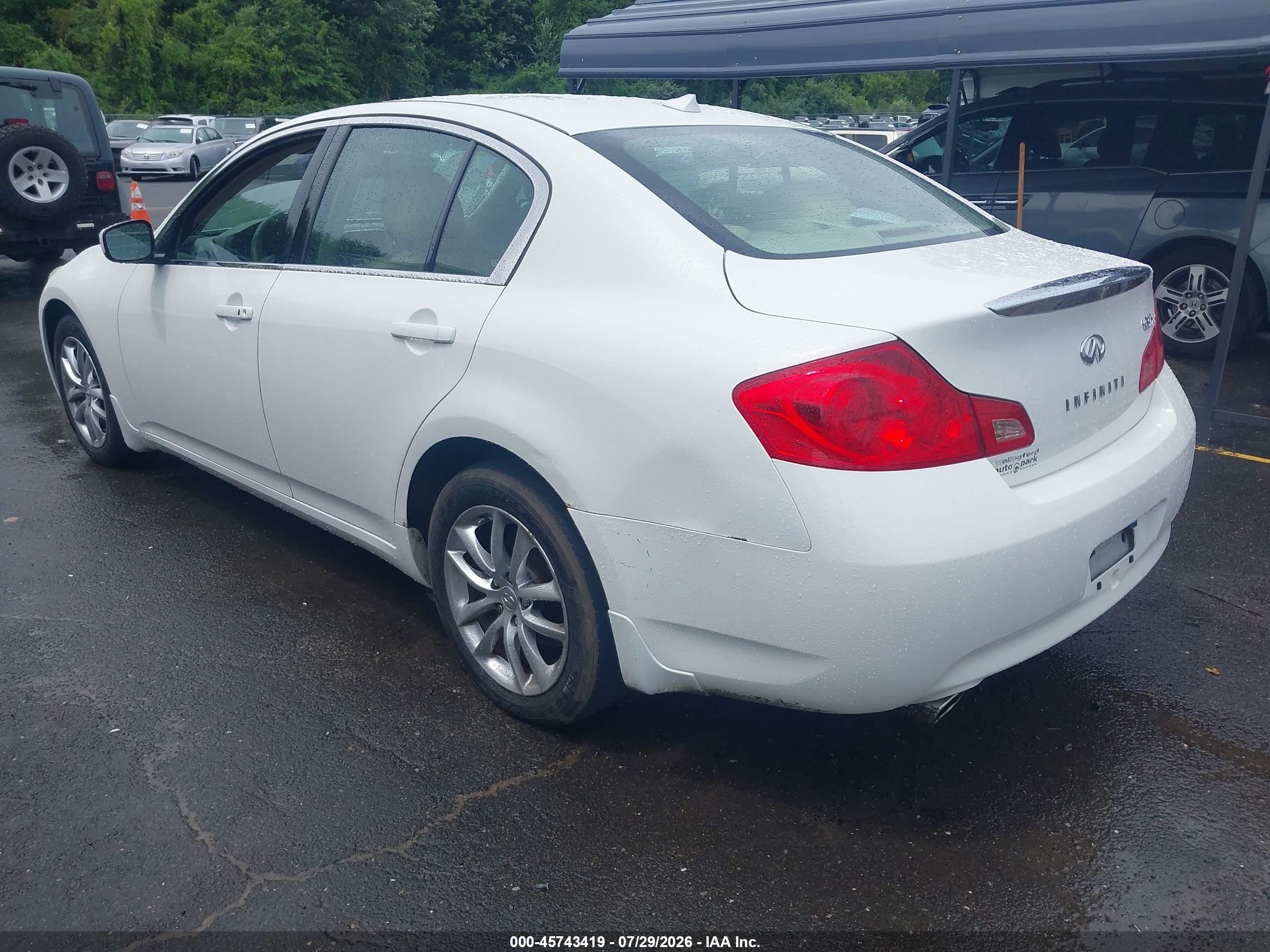 2009 Infiniti G37x   Белый vin: JNKCV61F99M355581