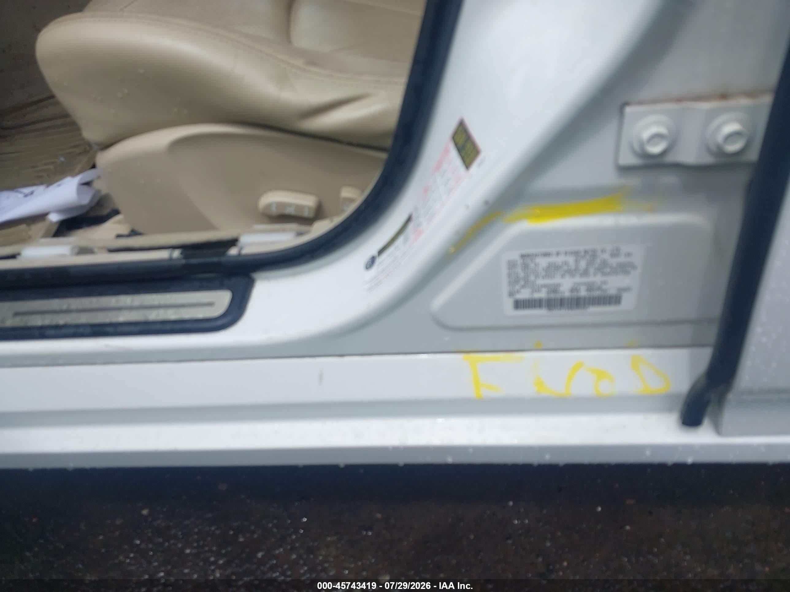 2009 Infiniti G37x   Белый vin: JNKCV61F99M355581