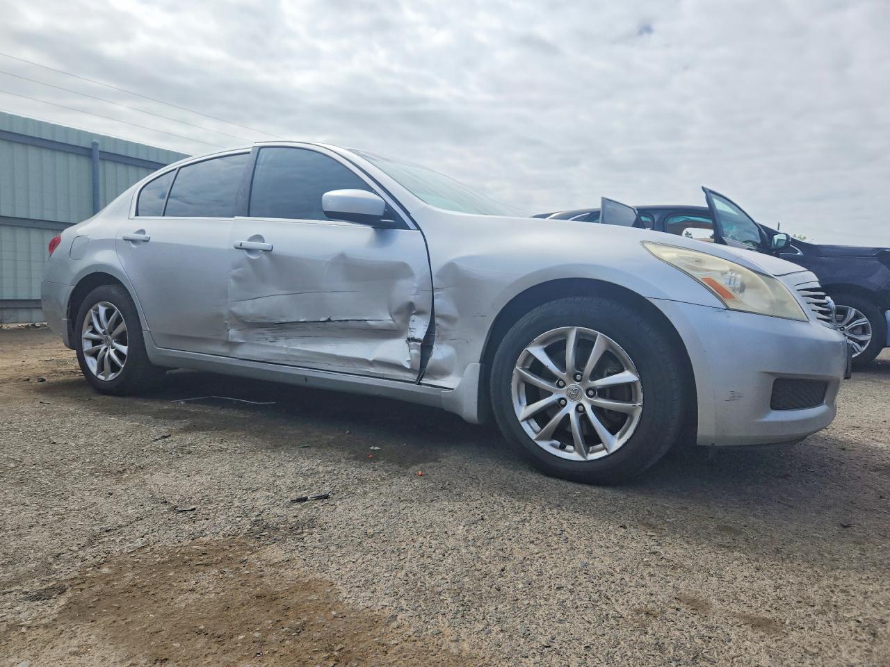 2009 Infiniti G37 Sedan X Silver vin: JNKCV61F99M357105