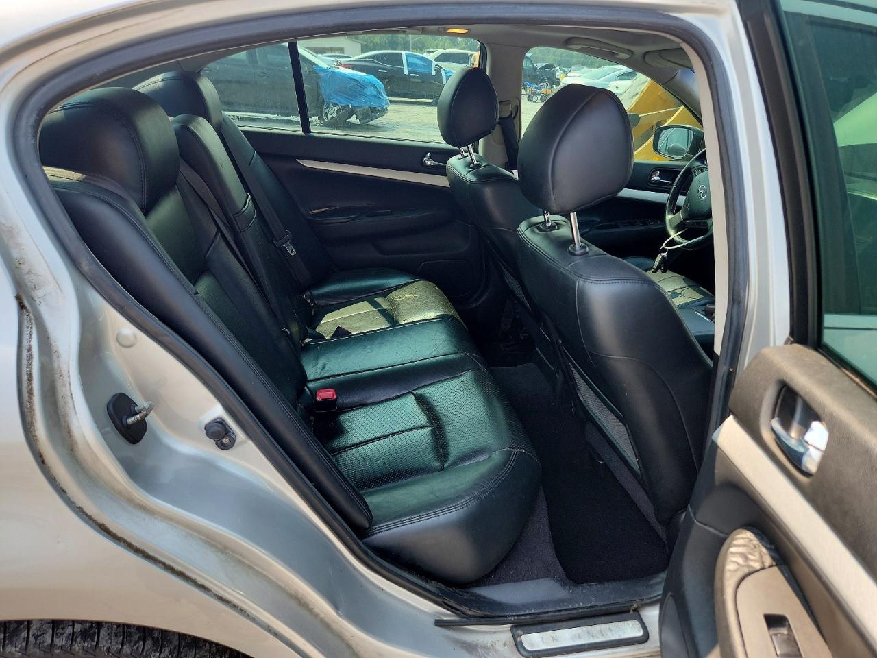 2009 Infiniti G37 Sedan X Silver vin: JNKCV61F99M361784