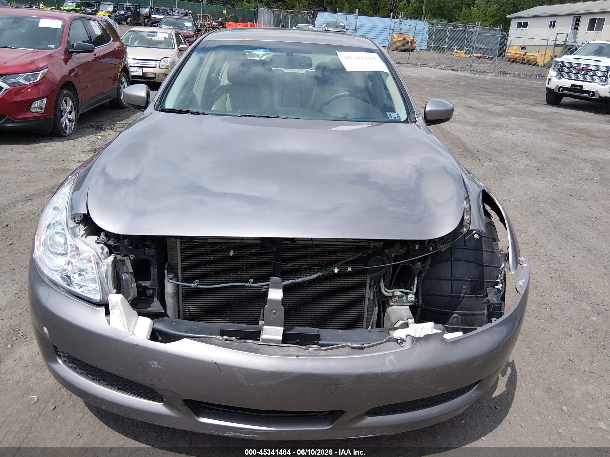 2009 Infiniti G37x   Silver vin: JNKCV61F99M361851