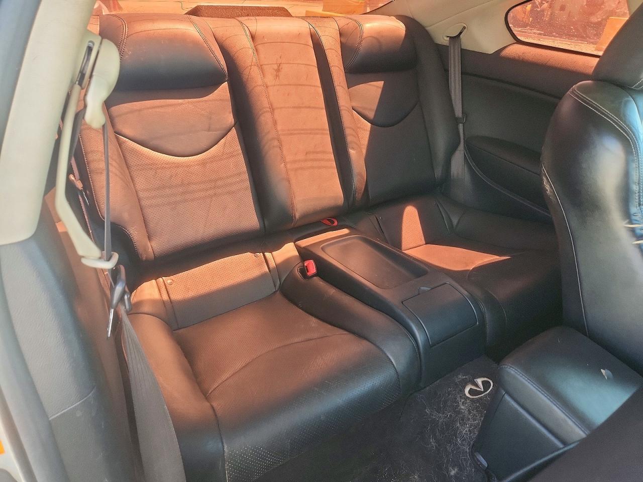 2008 Infiniti G37 Base Silver vin: JNKCV64E08M107768