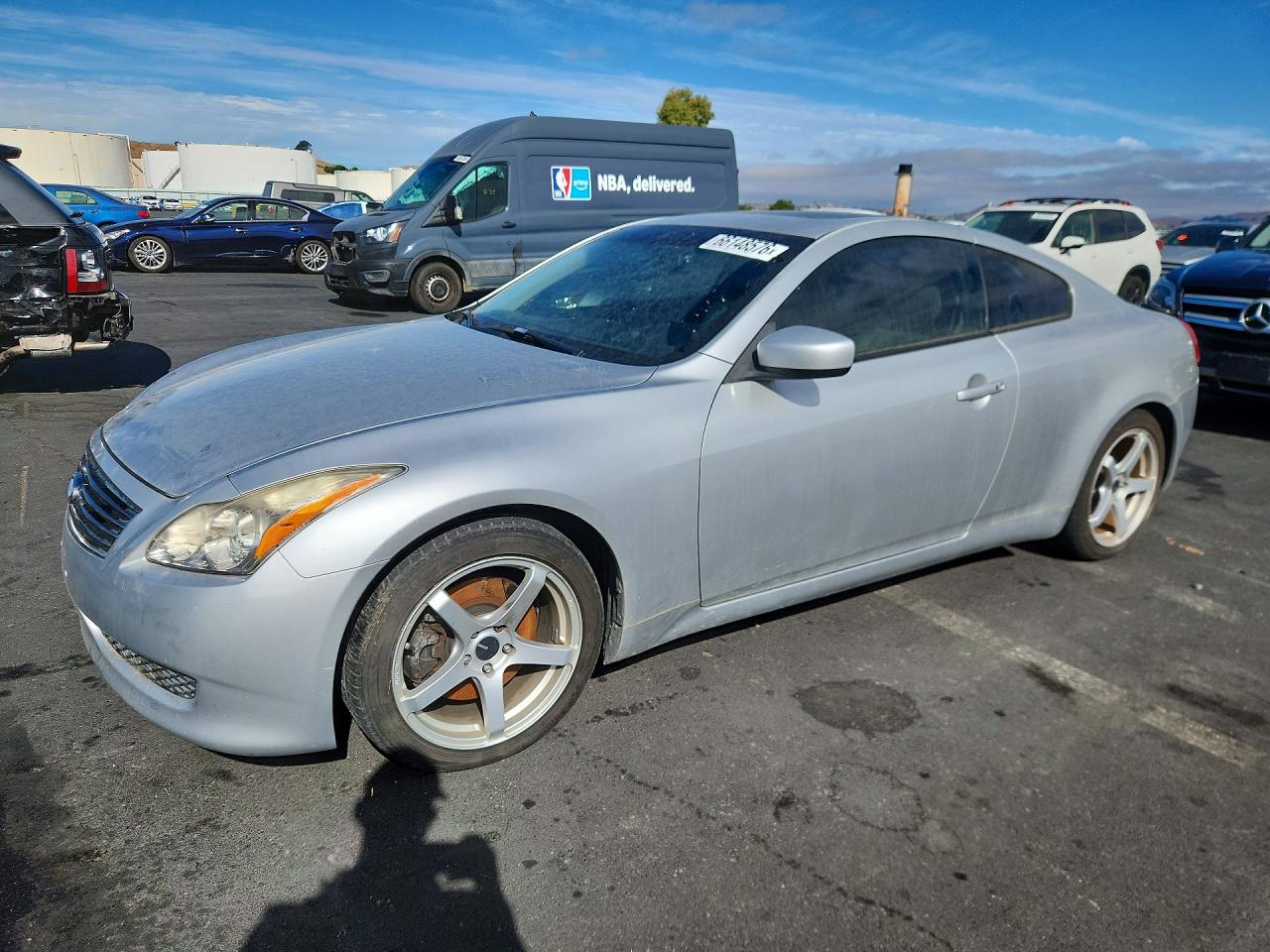 2008 Infiniti G37 Base Silver vin: JNKCV64E08M122948