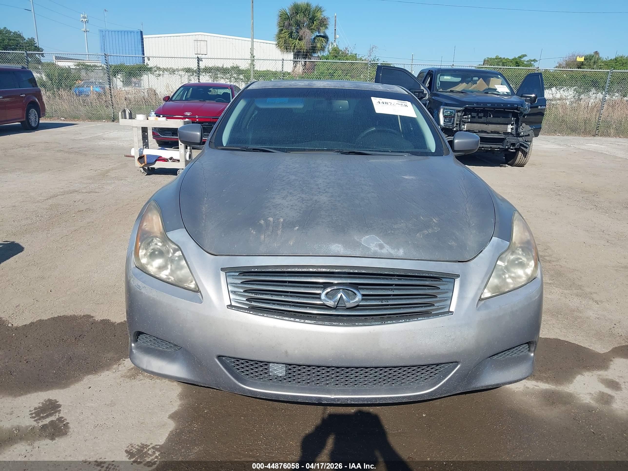 2008 Infiniti G37 Journey/sport Gray vin: JNKCV64E08M14210 