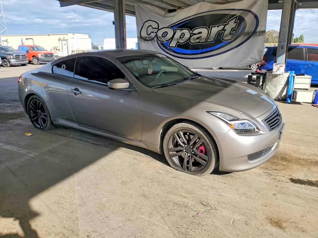 2008 Infiniti G37 Base Gray vin: JNKCV64E18M120223