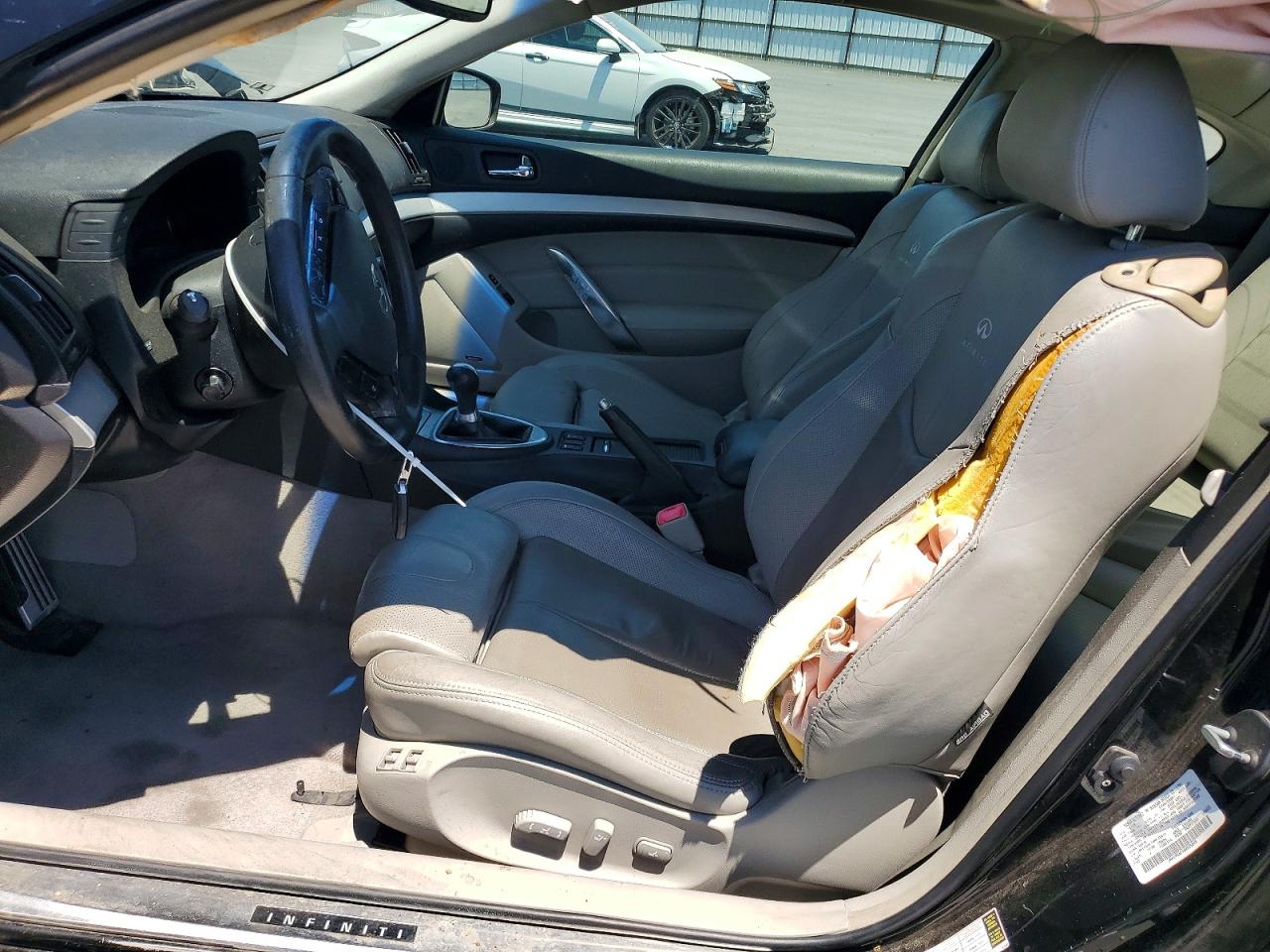 2008 Infiniti G37 Base Black vin: JNKCV64E18M125616