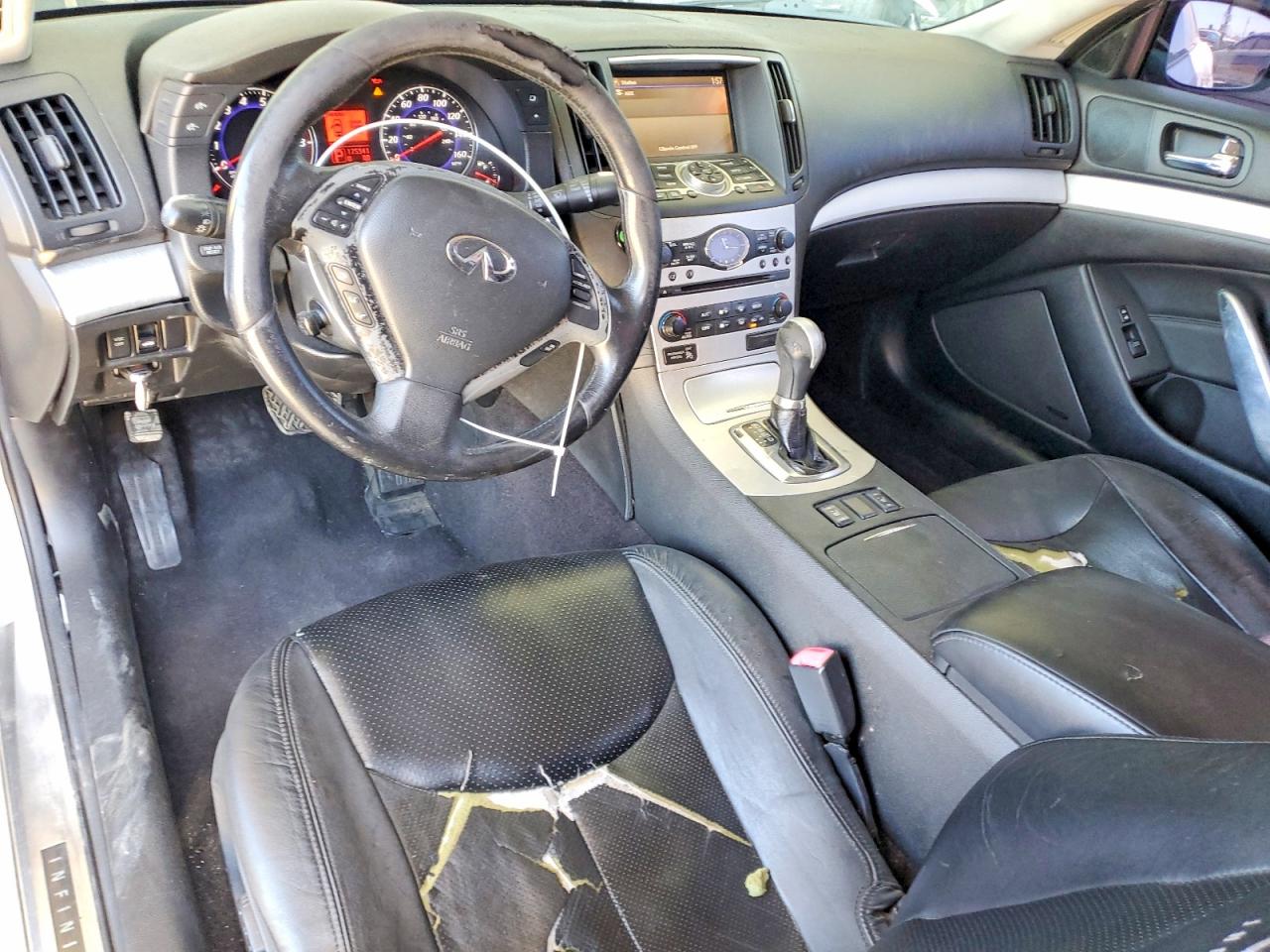 2008 Infiniti G37 Base Серебряный vin: JNKCV64E18M127138