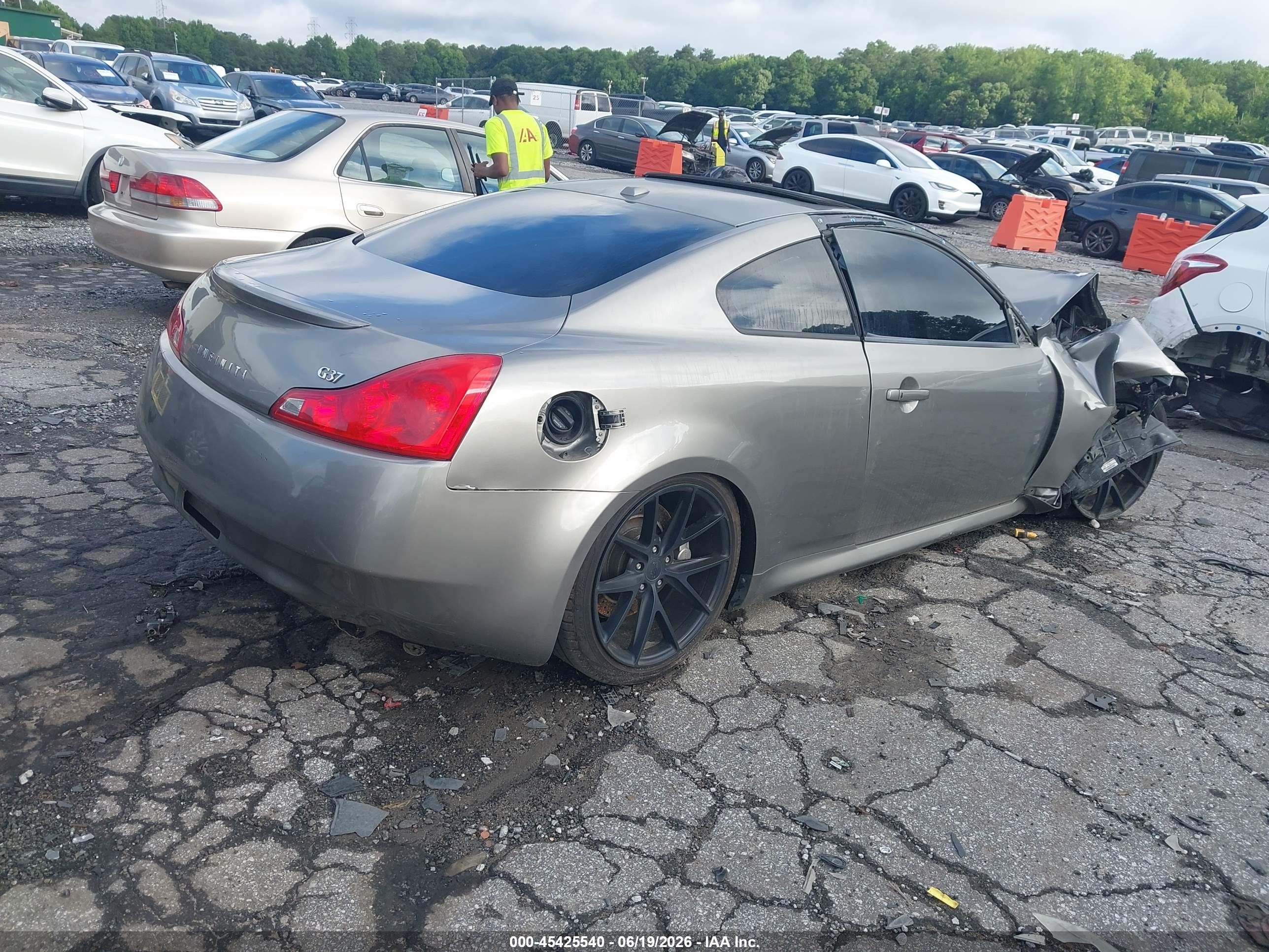 2008 Infiniti G37 Journey Gray vin: JNKCV64E28M107254