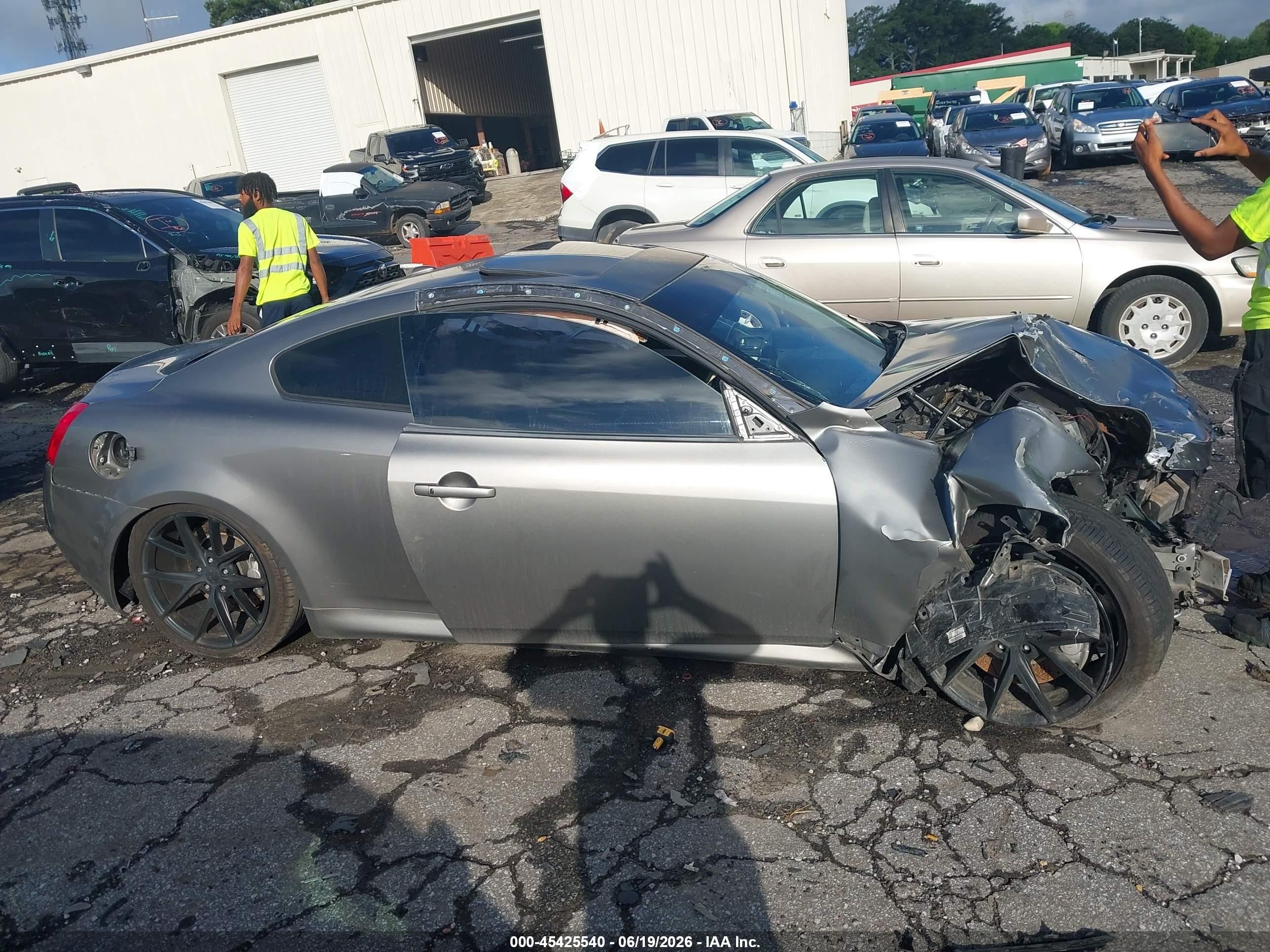 2008 Infiniti G37 Journey Gray vin: JNKCV64E28M107254