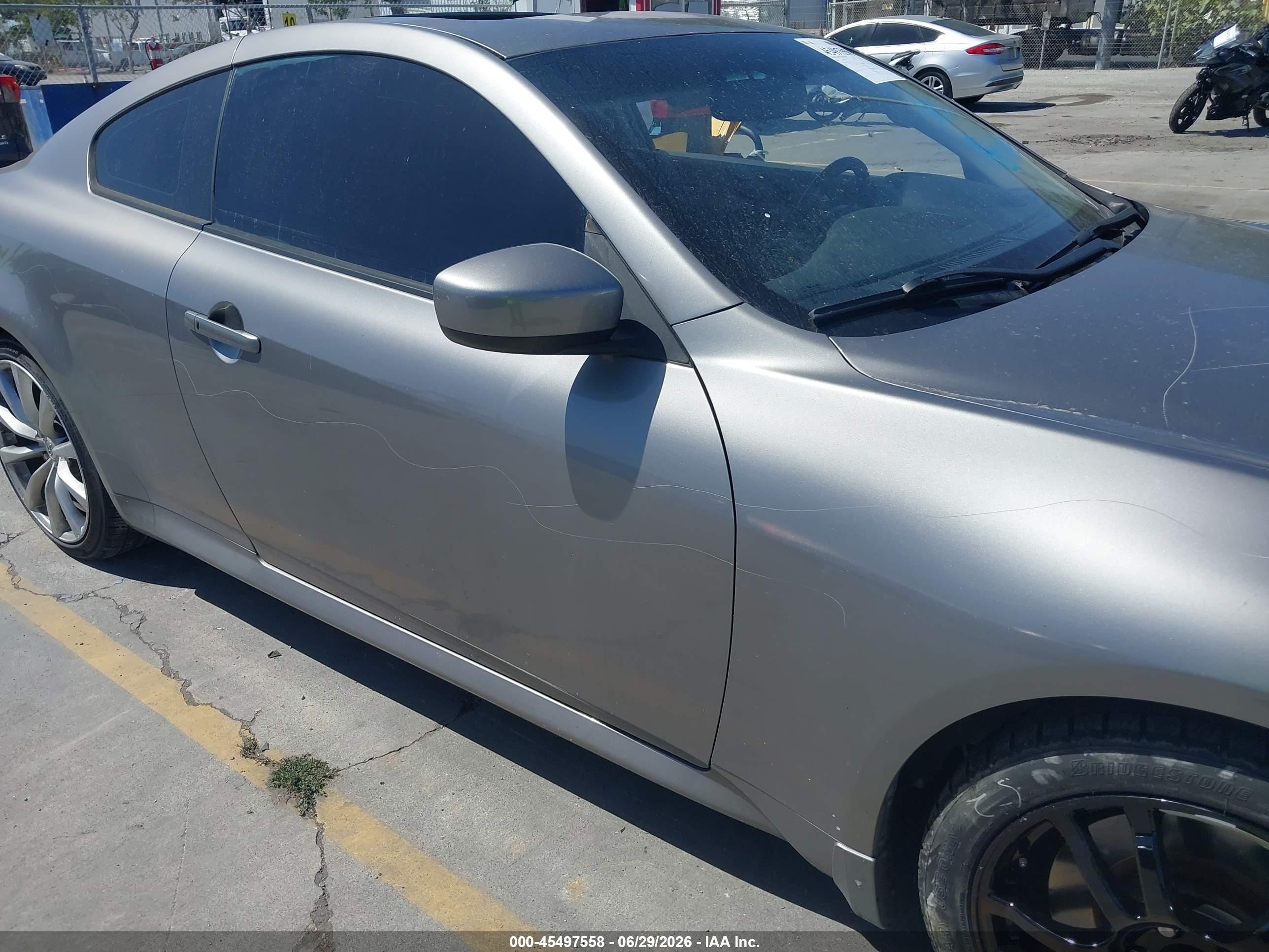 2008 Infiniti G37 Journey Серый vin: JNKCV64E28M111983