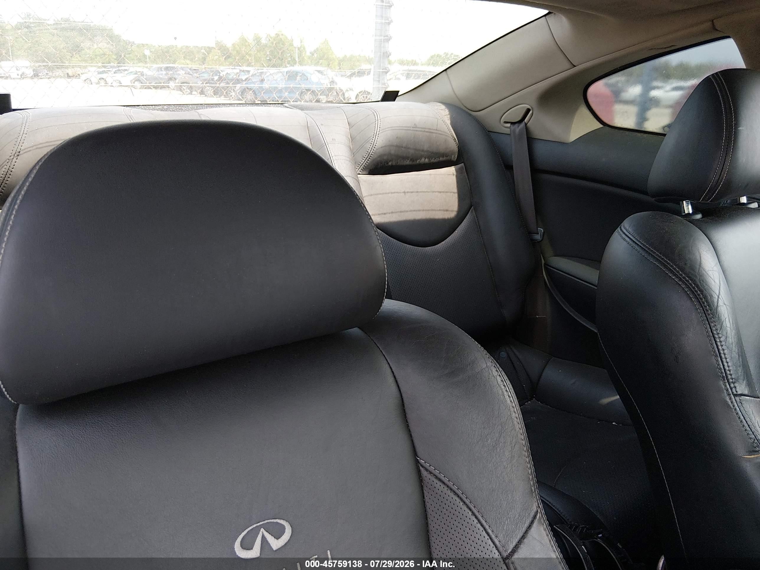 2008 Infiniti G37 Journey Silver vin: JNKCV64E28M130243