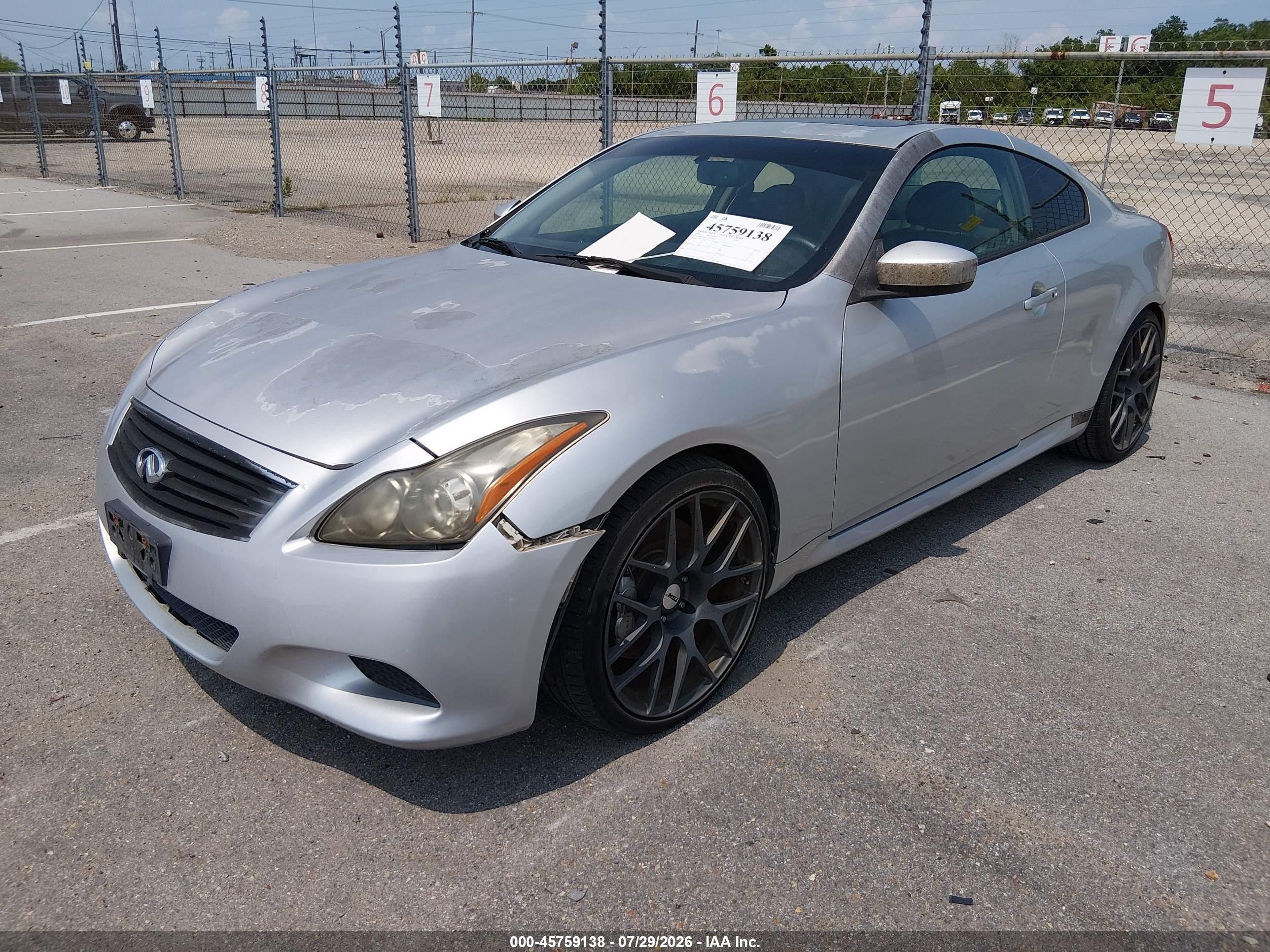 2008 Infiniti G37 Journey Silver vin: JNKCV64E28M130243