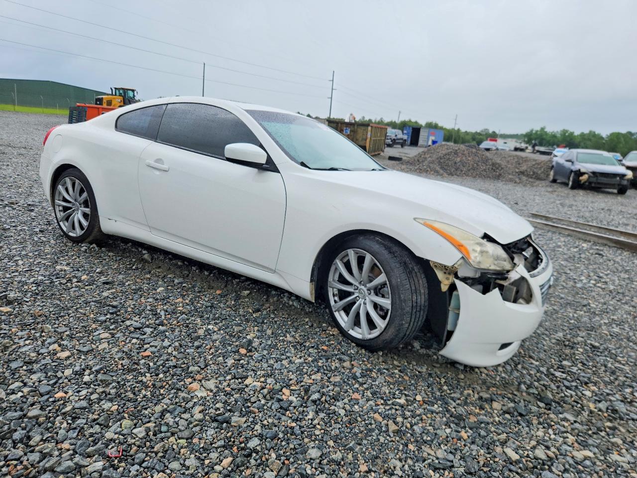 2009 Infiniti G37 Coupe Base White vin: JNKCV64E39M605366